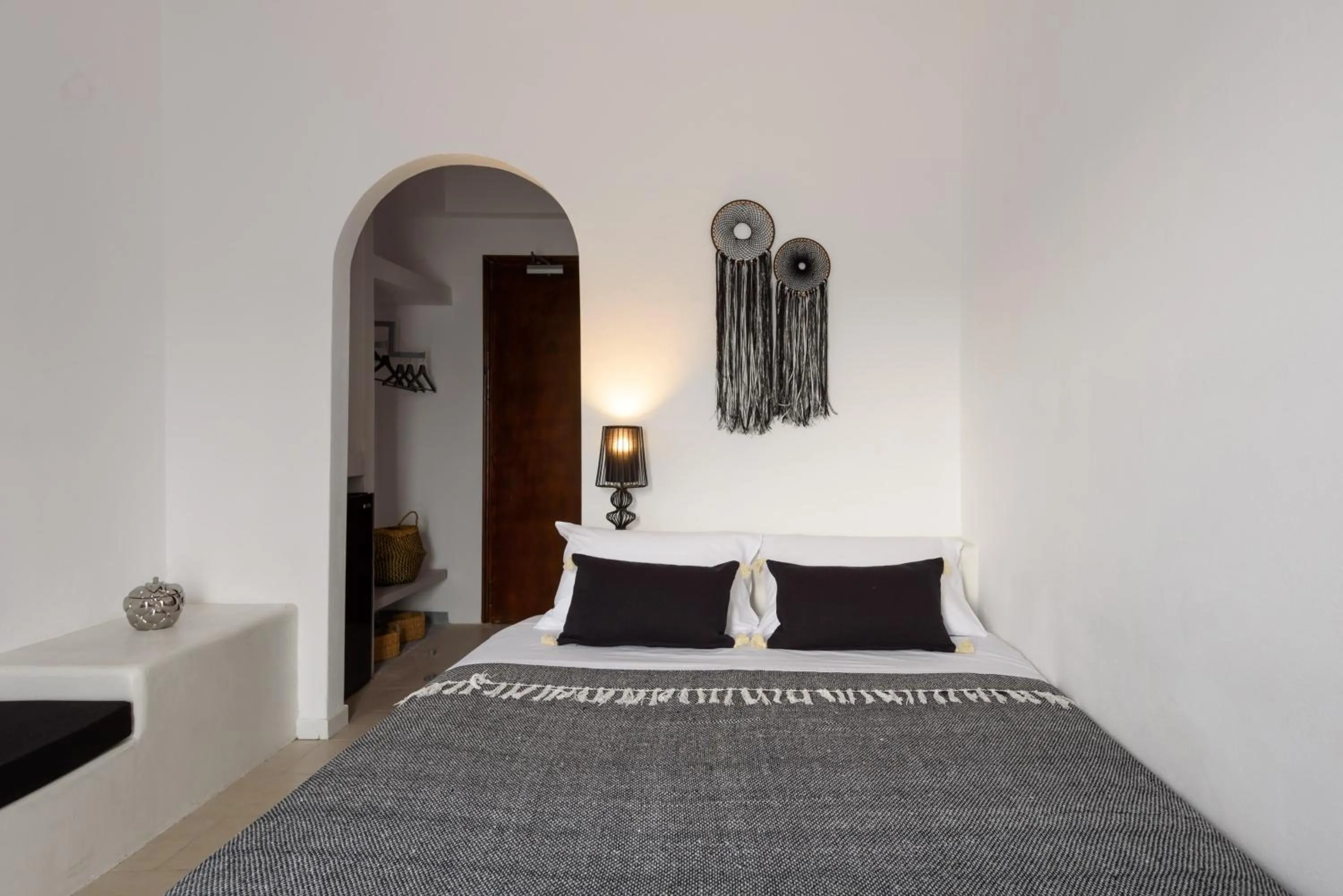 Bedroom, Bed in Aegeeis