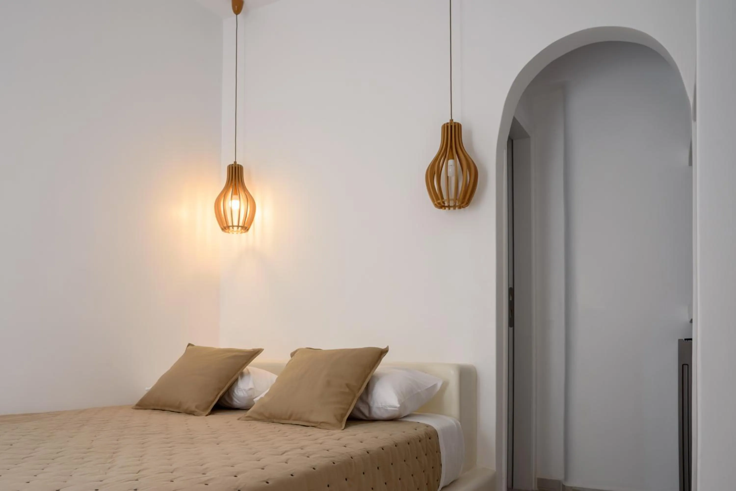 Bedroom, Bed in Aegeeis