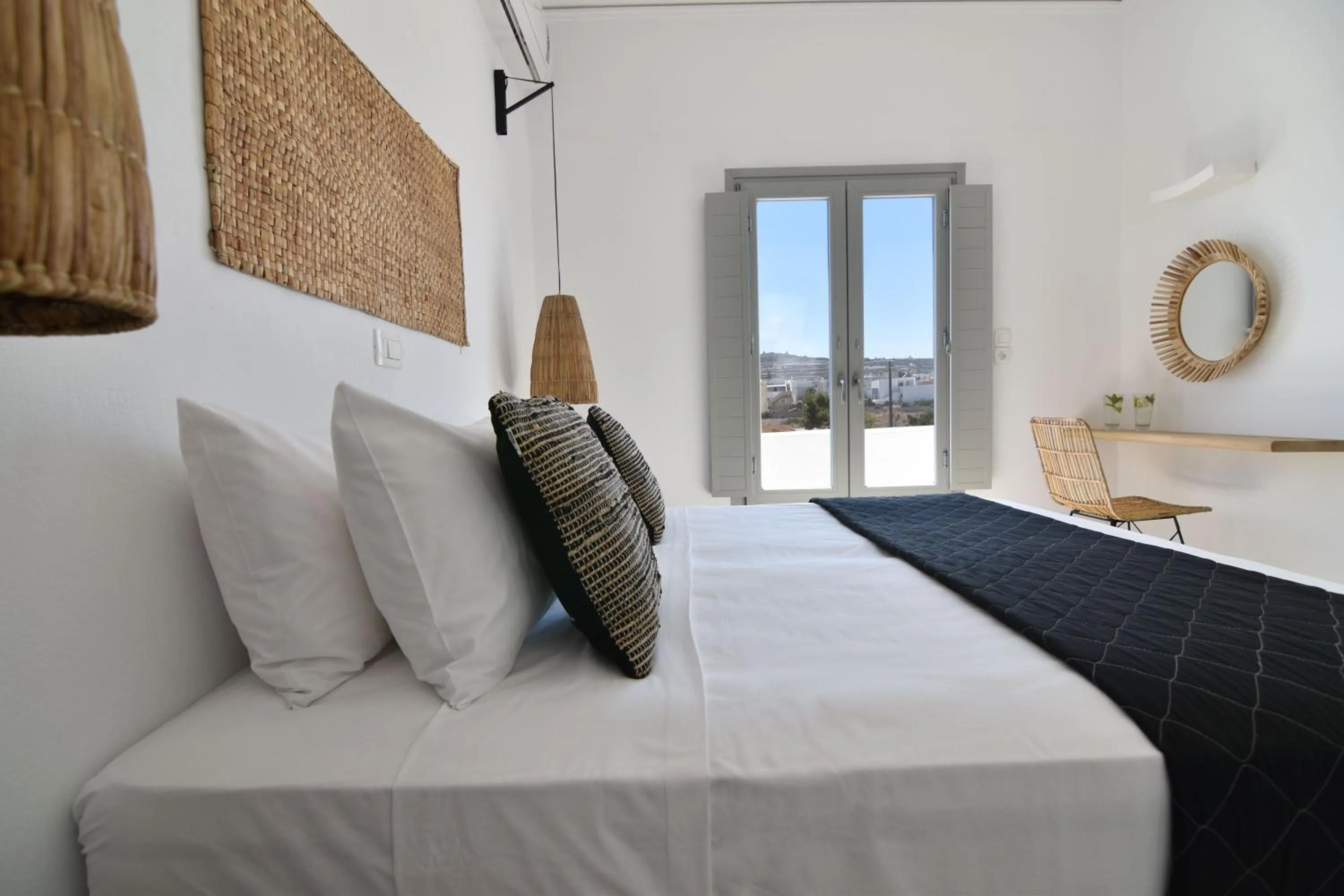 Bedroom, Bed in Aegeeis