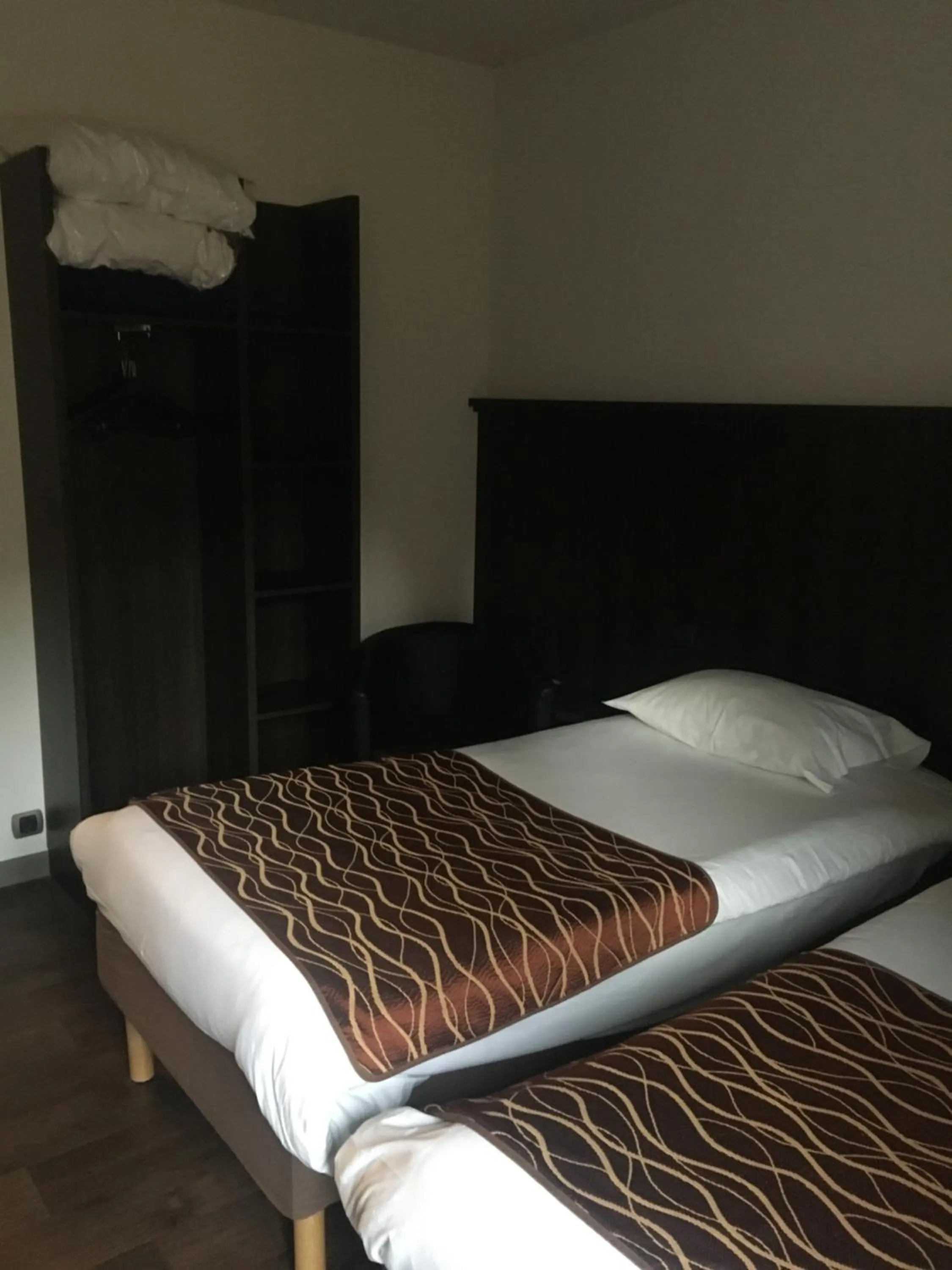 Bed in Kyriad Rodez