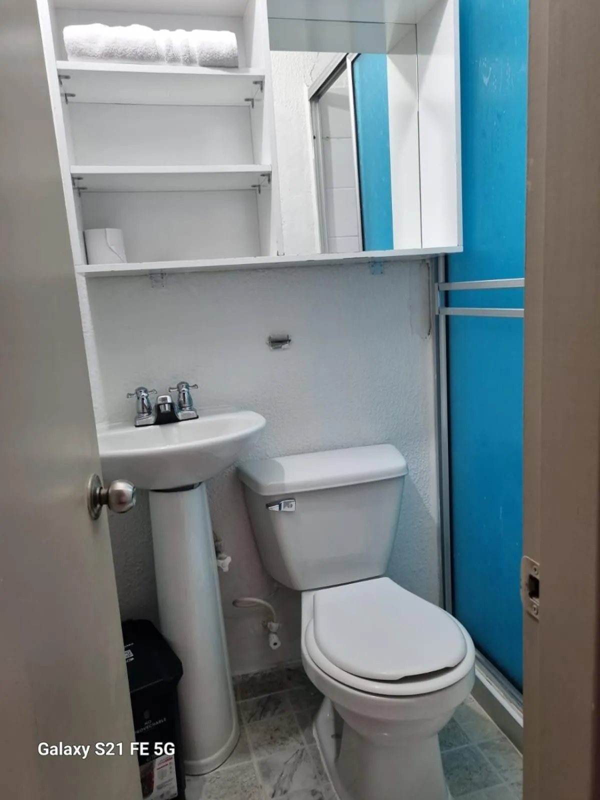 Toilet in Hotel Casa 10