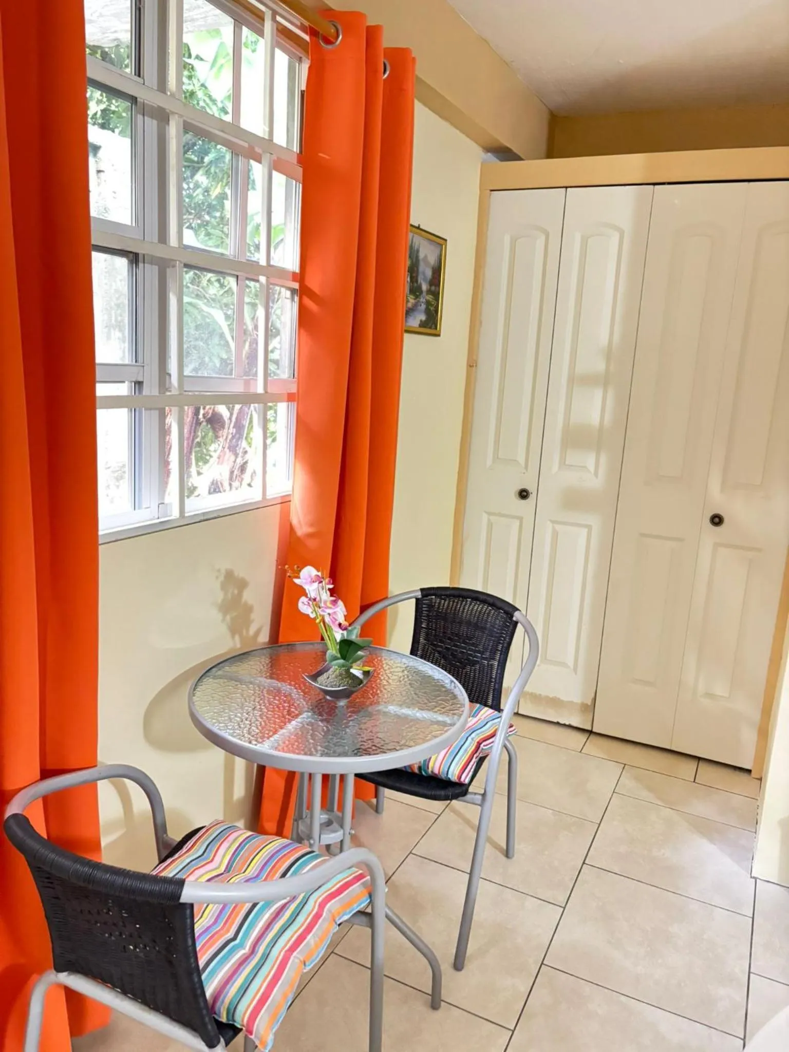 Seating area in Matthew's Miracle View