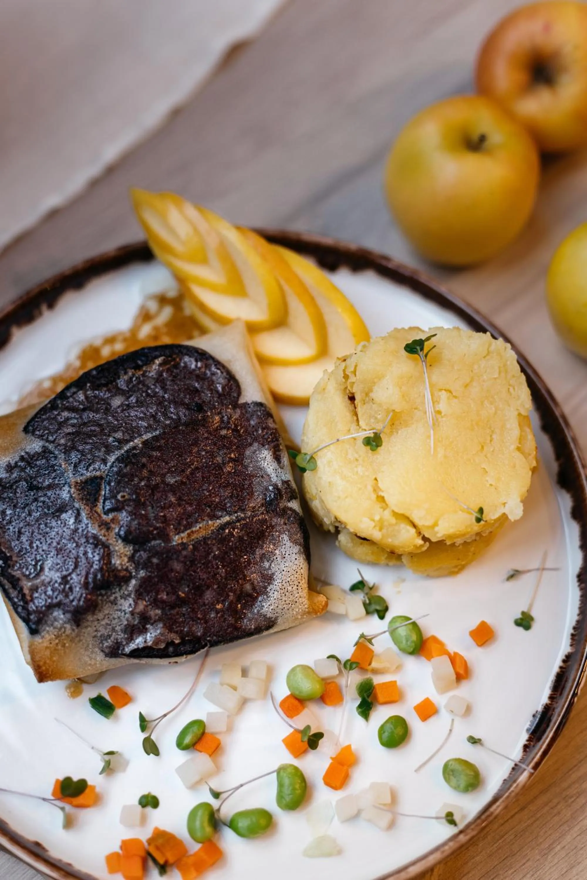 Restaurant/places to eat in Kyriad Metz Centre - Restaurant Moze