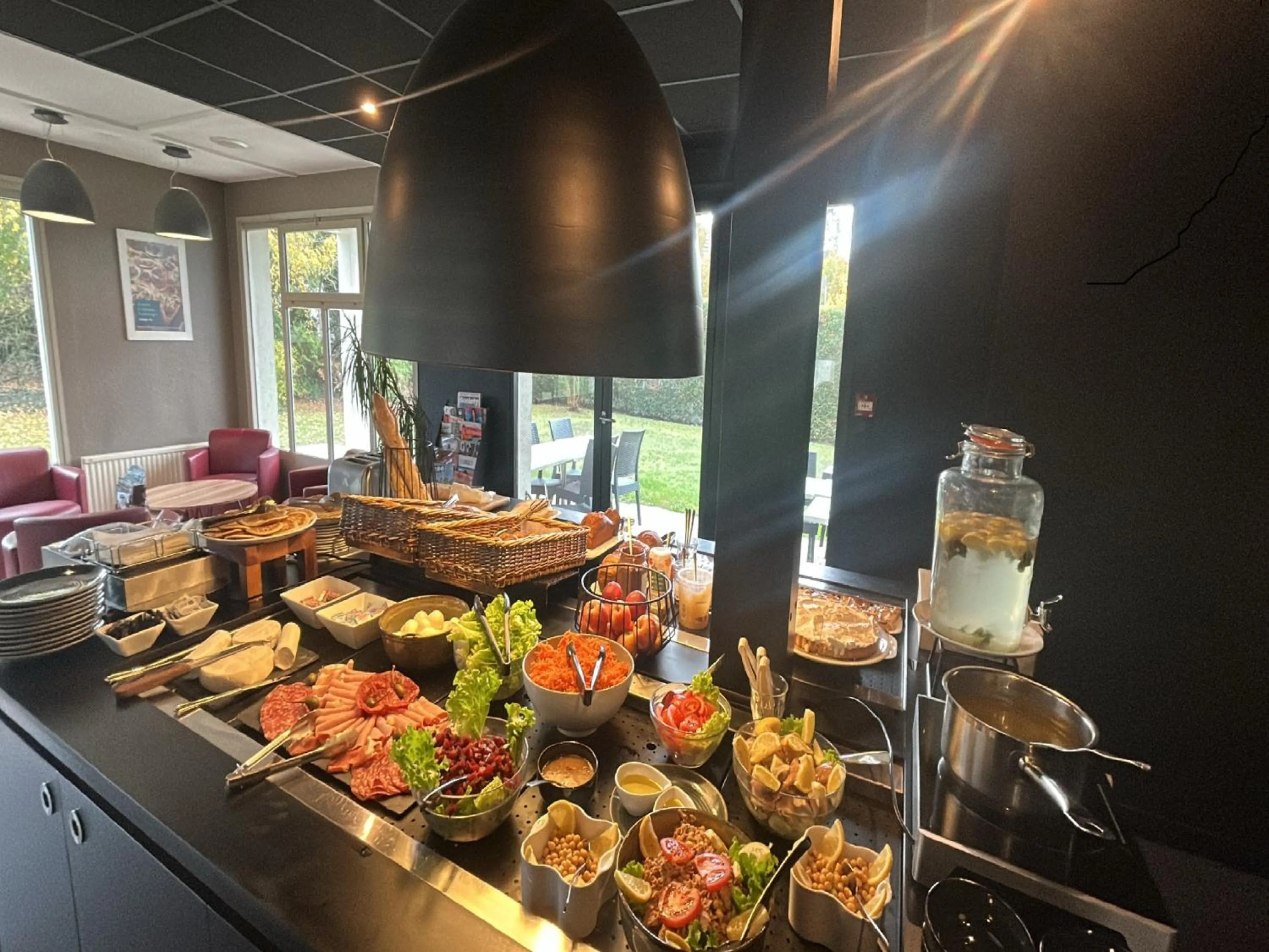 Restaurant/places to eat in Campanile Conflans-Sainte-Honorine