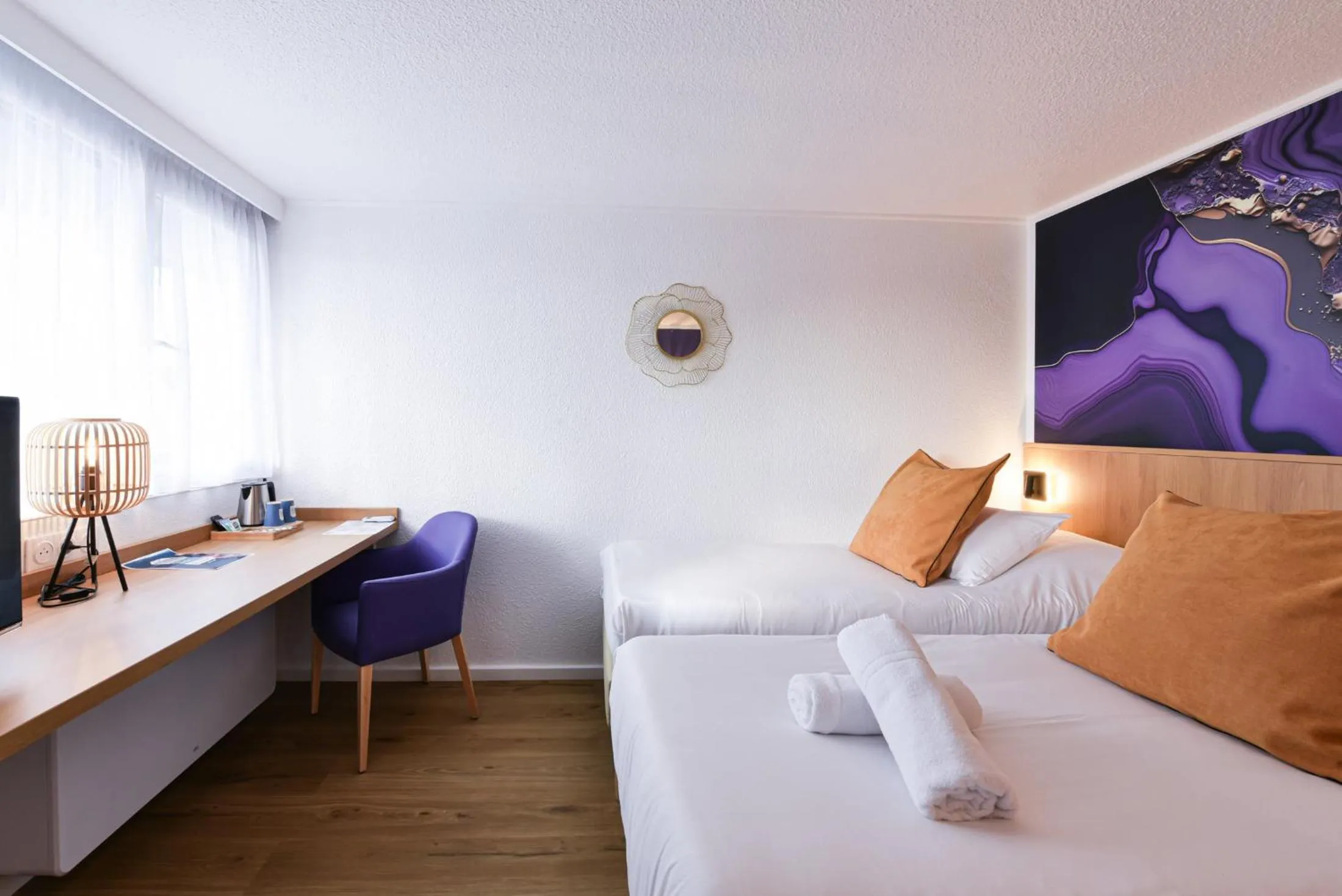 Bedroom, Bed in Kyriad Villeneuve Saint Georges - Hôtel rénové