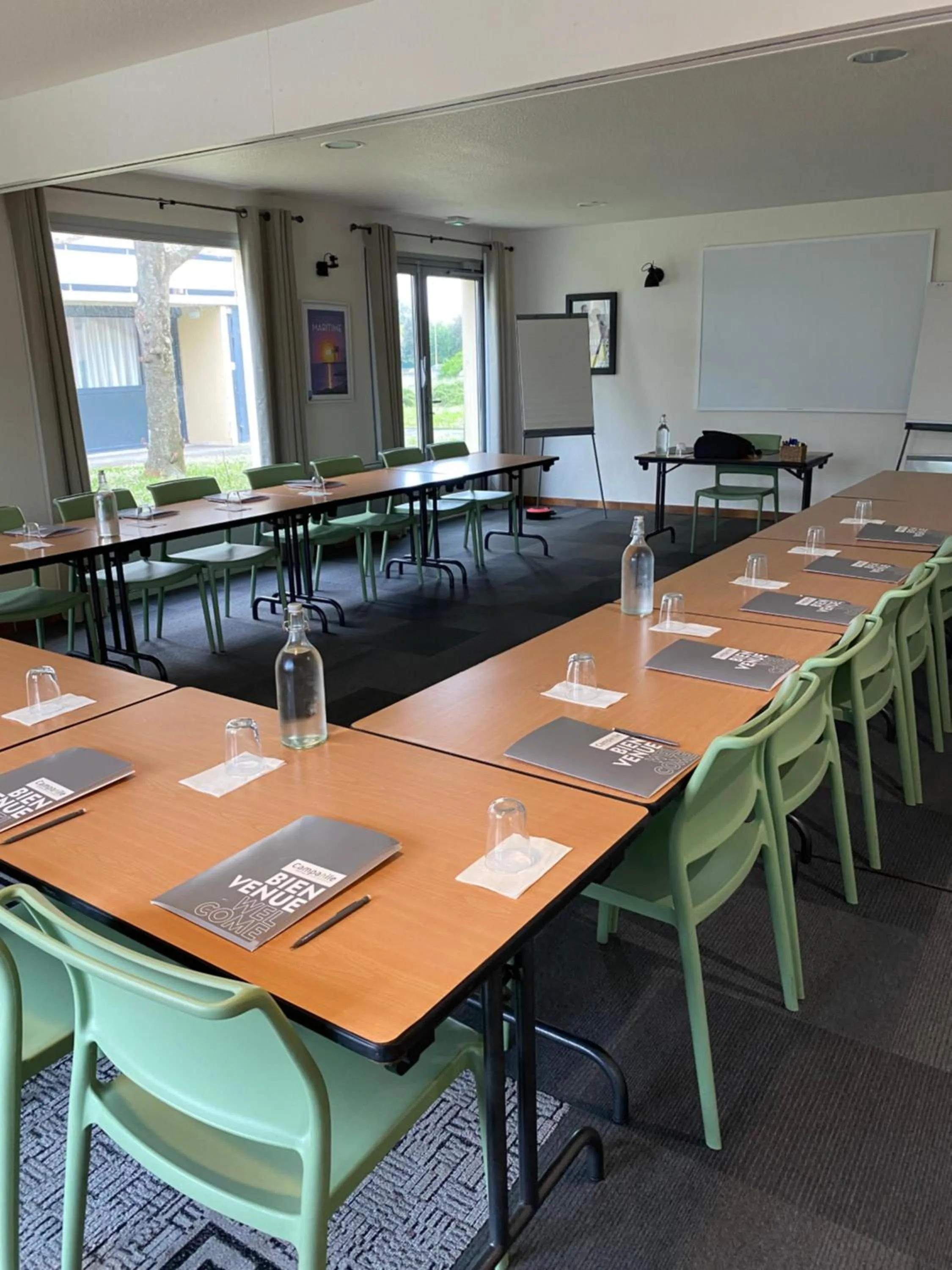 Meeting/conference room in Campanile La Rochelle Nord - Puilboreau Chagnolet