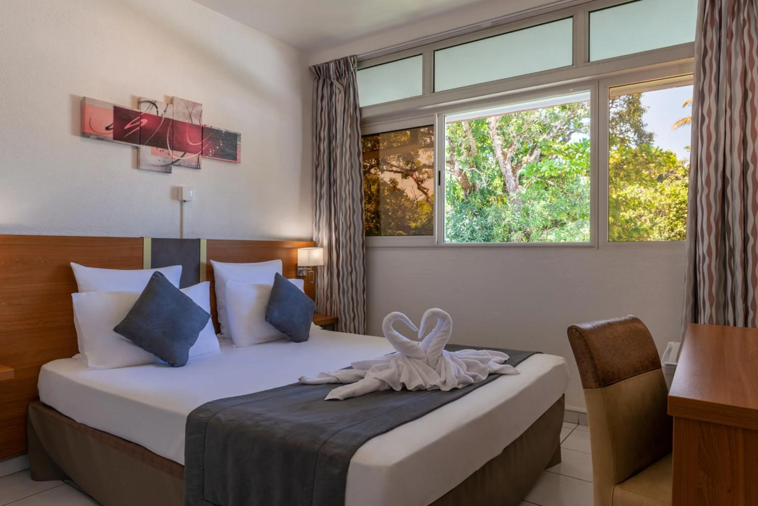 Bed in The Originals City, Hôtel Belova, Cayenne Sud