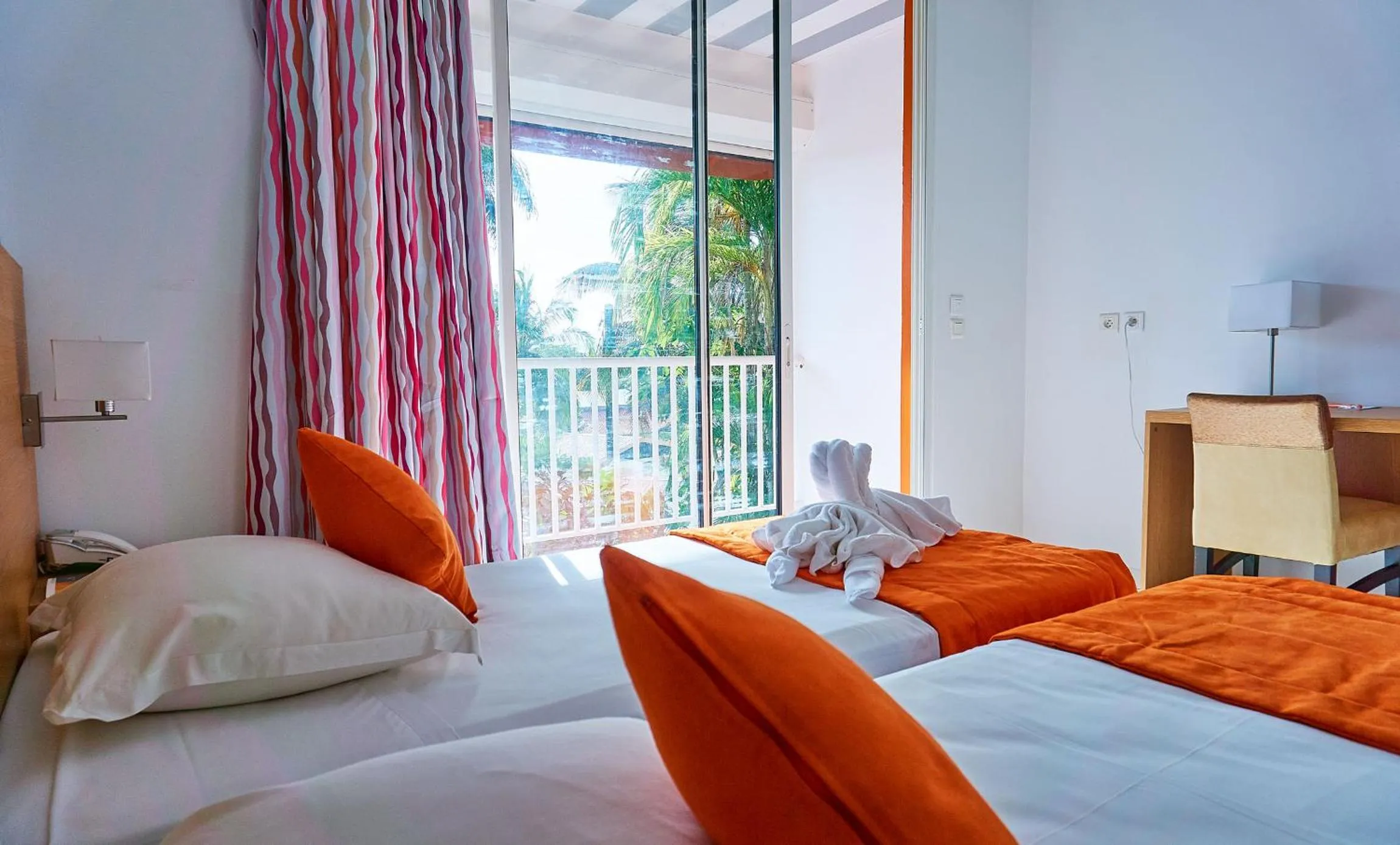 Bed in The Originals City, Hôtel Belova, Cayenne Sud