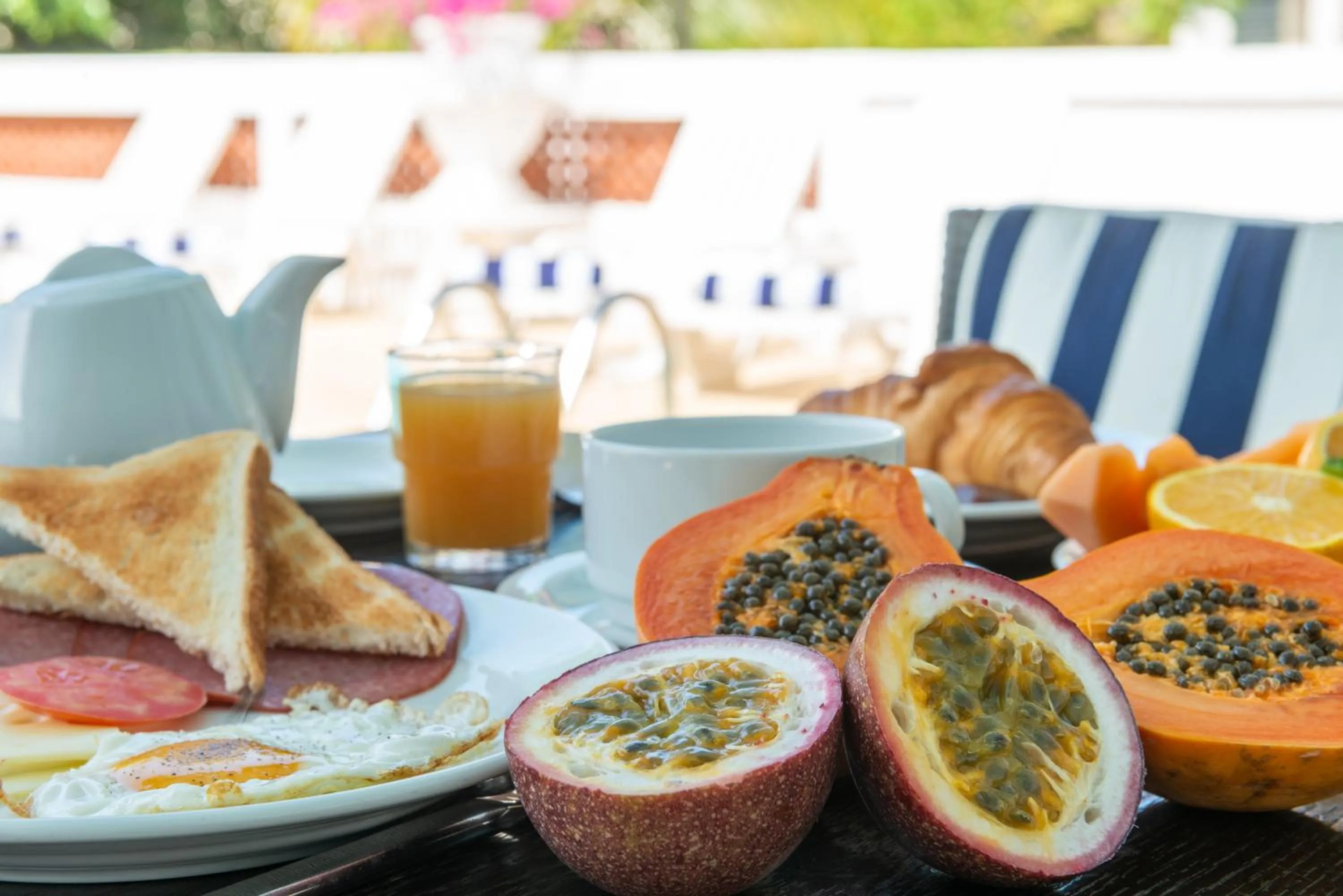 Buffet breakfast in The Originals City, Hôtel Belova, Cayenne Sud