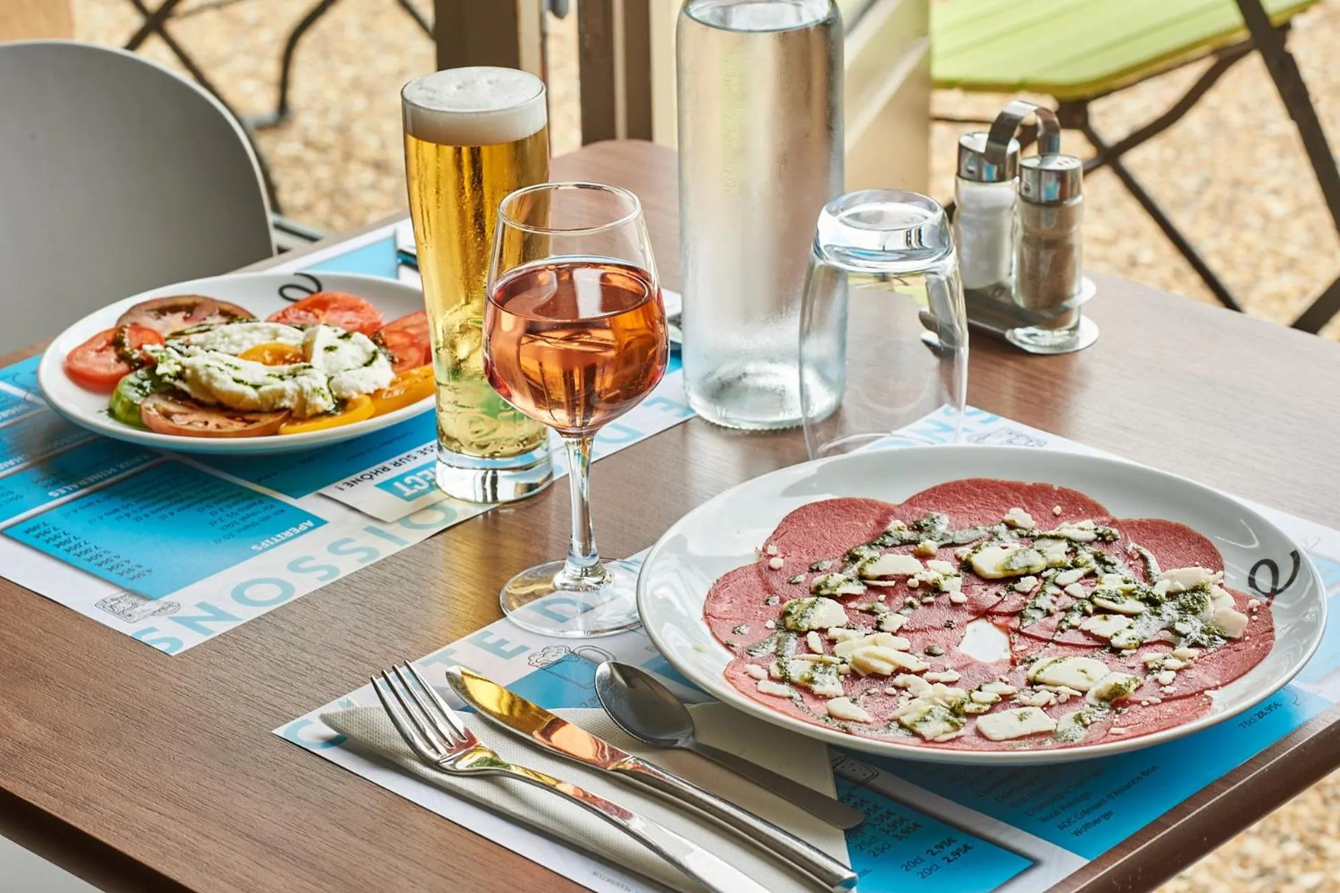 Alcoholic drinks in Kyriad Direct Soissons