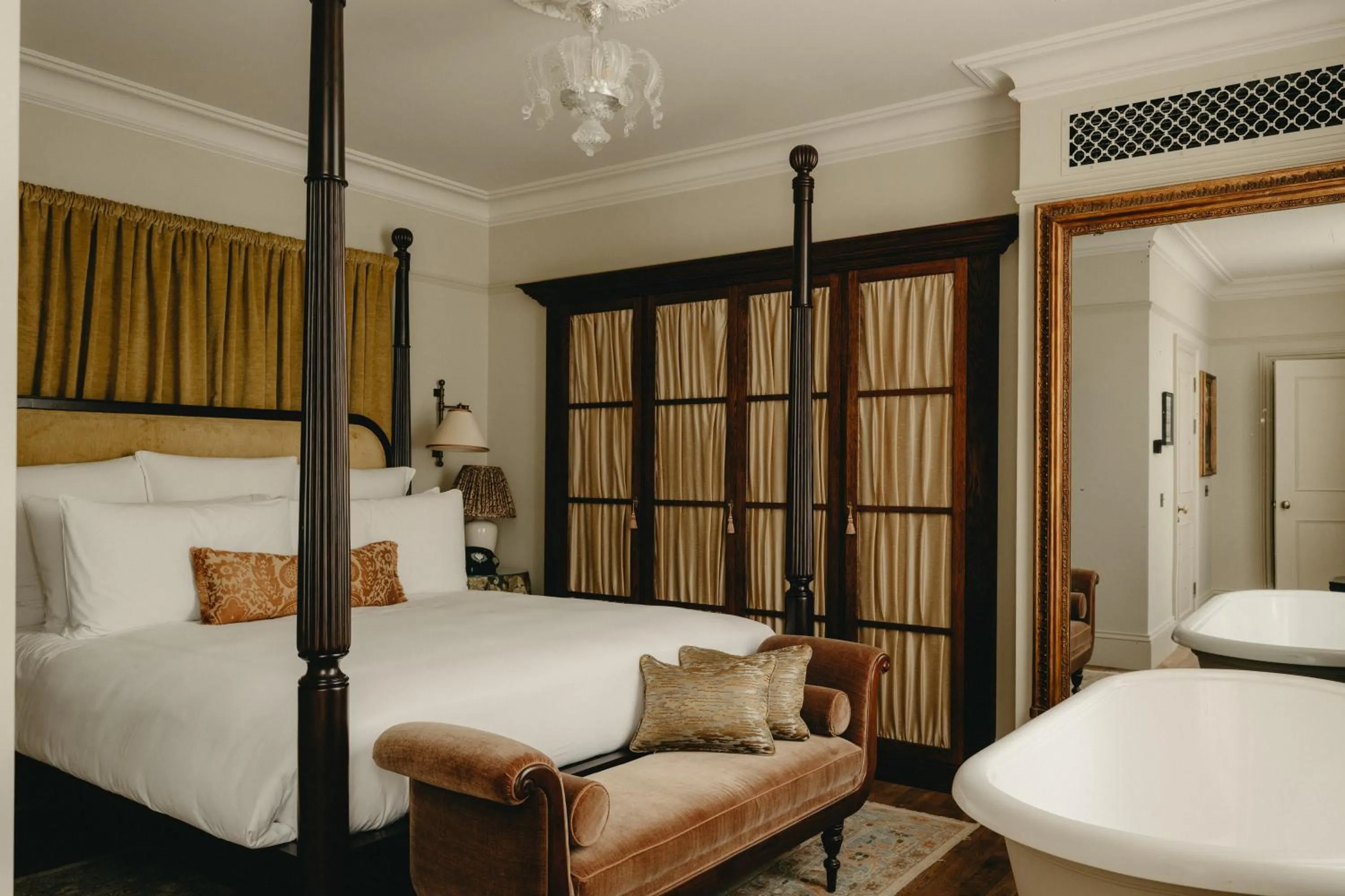 Bedroom, Bed in The Ned