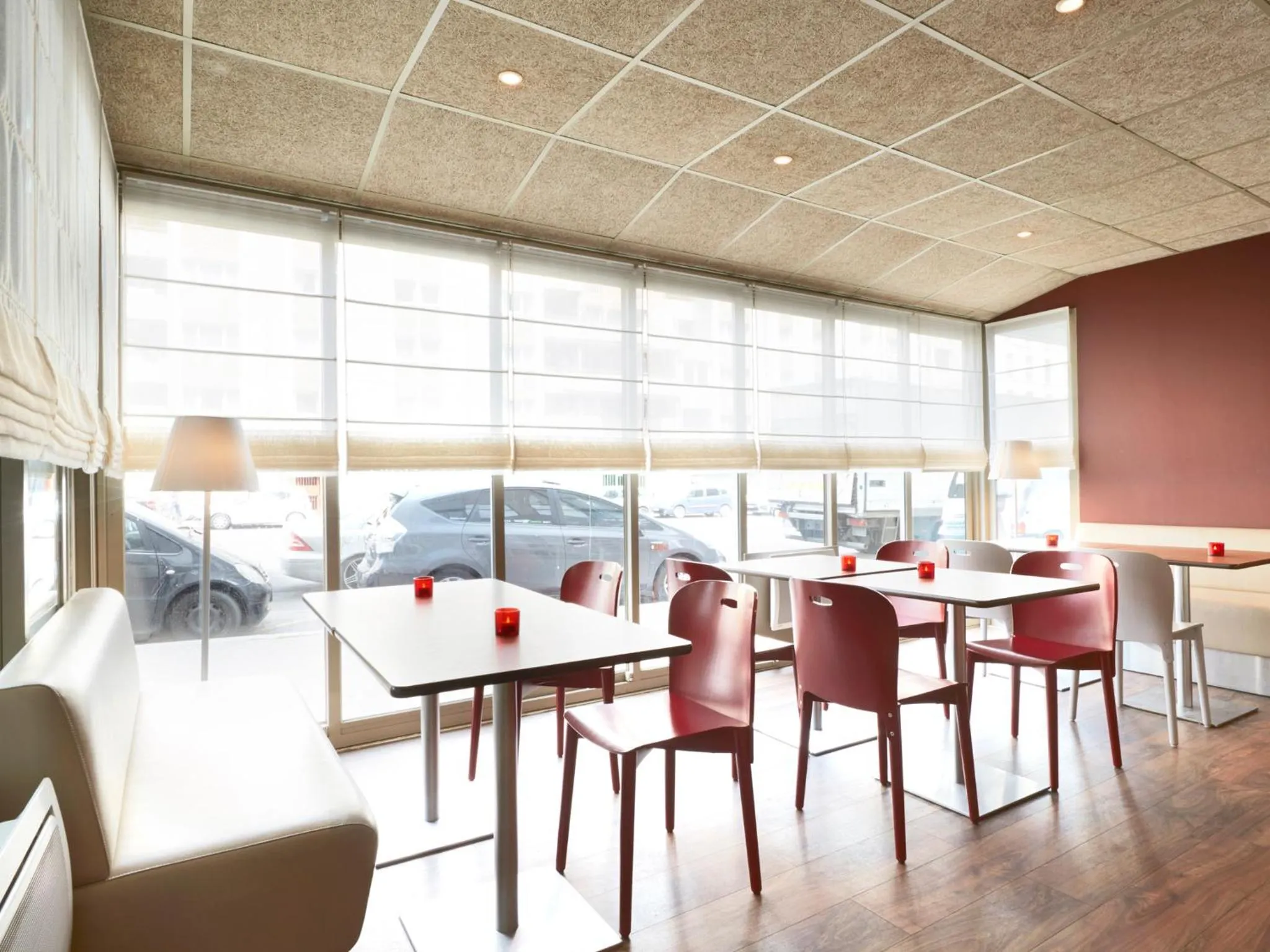 Restaurant/places to eat in Campanile Paris Est - Pantin