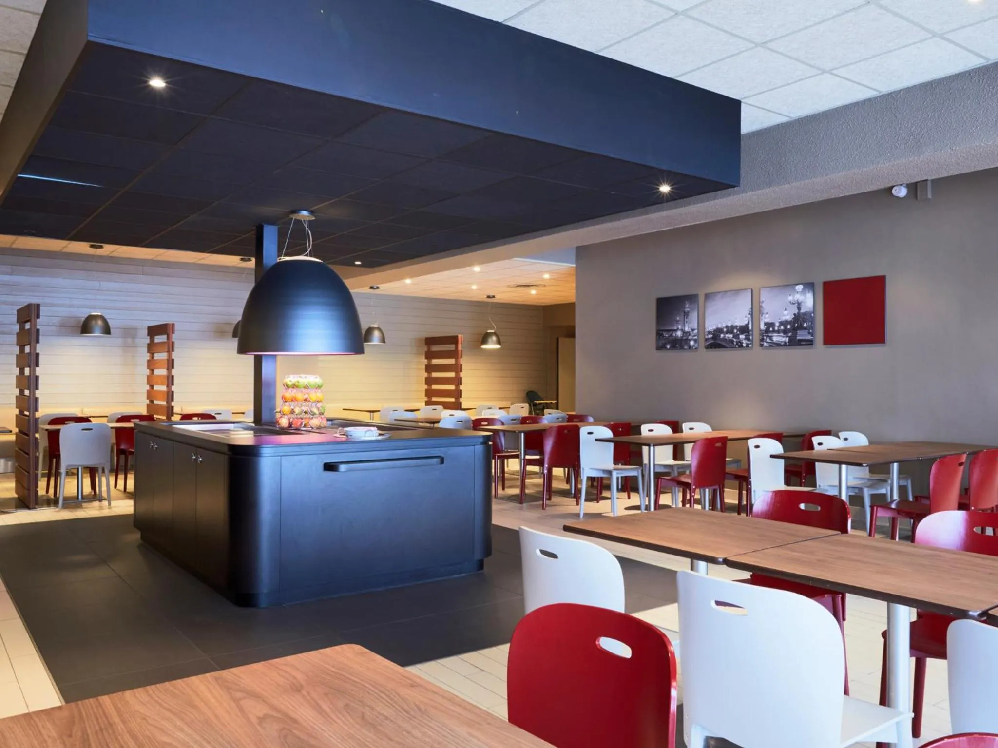 Restaurant/places to eat in Campanile Paris Est - Pantin