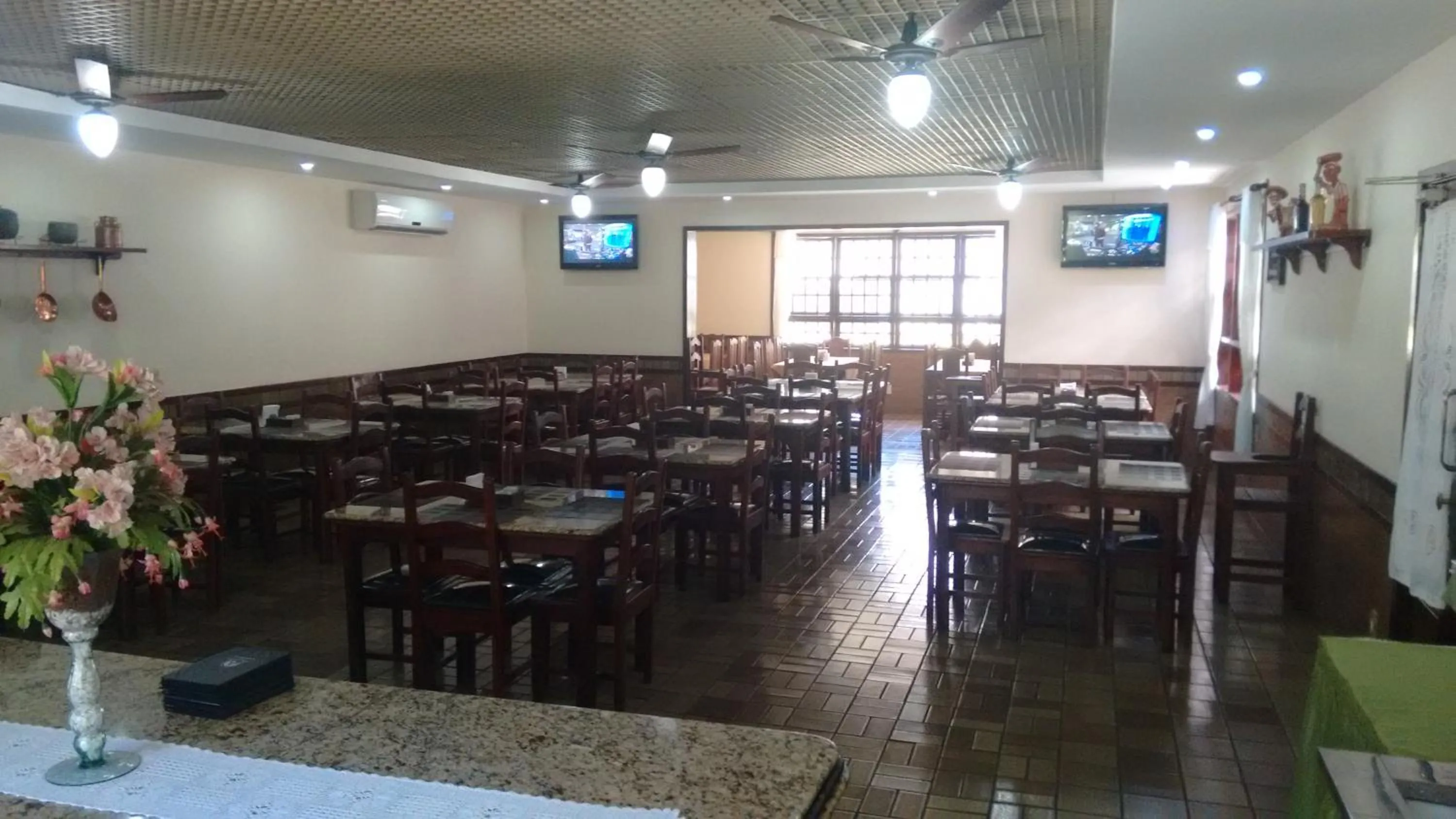Meals in Hotel Colonial