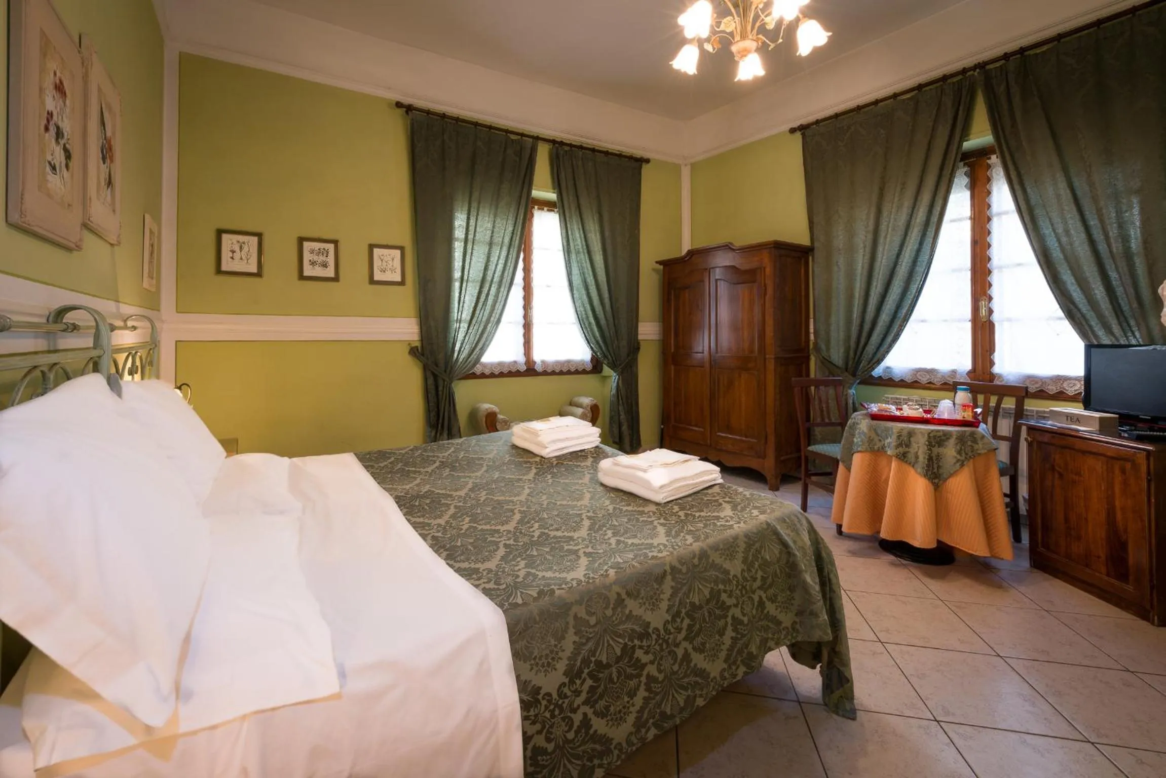 Bedroom, Bed in B&B Old Florence Inn