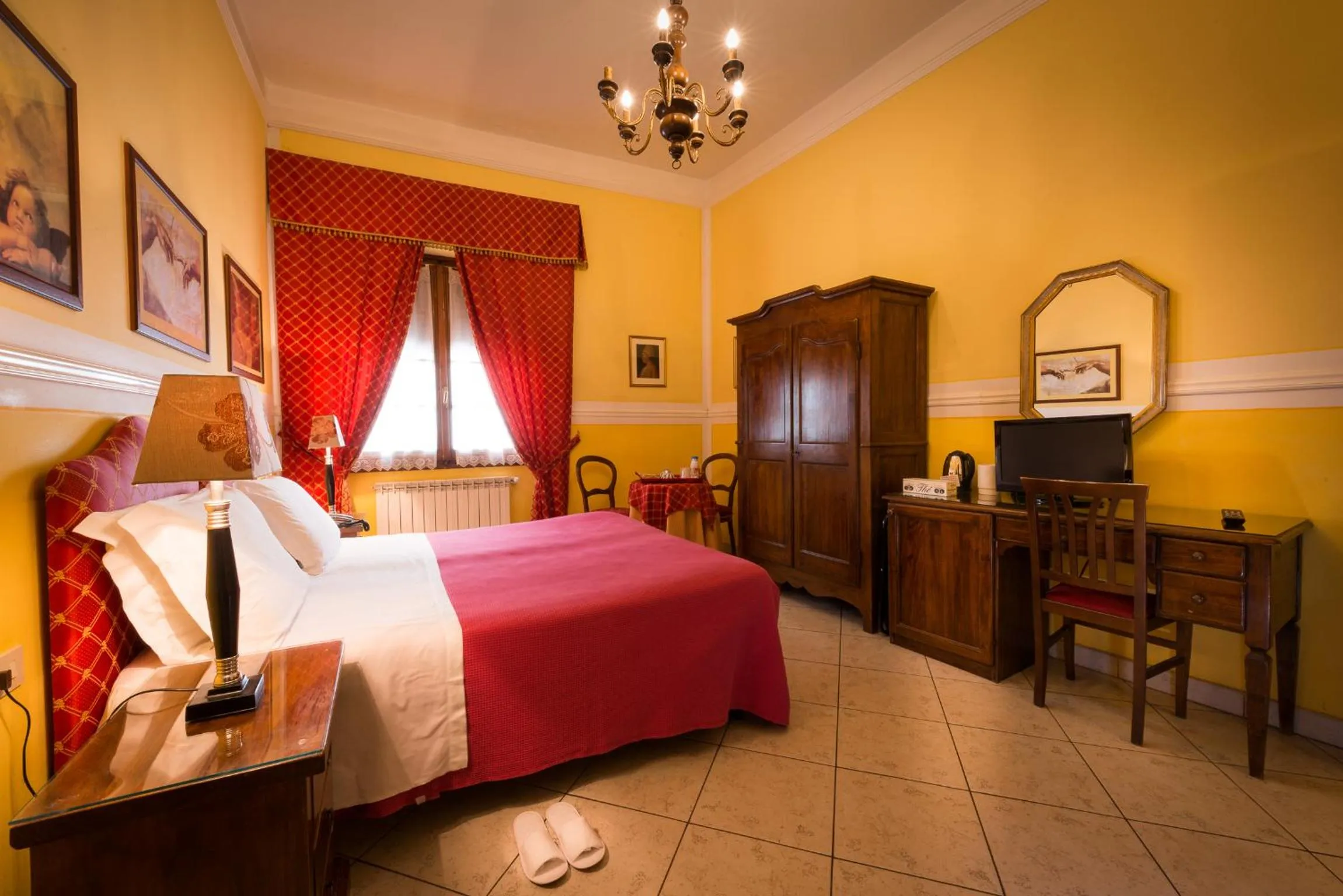 Bedroom, Bed in B&B Old Florence Inn