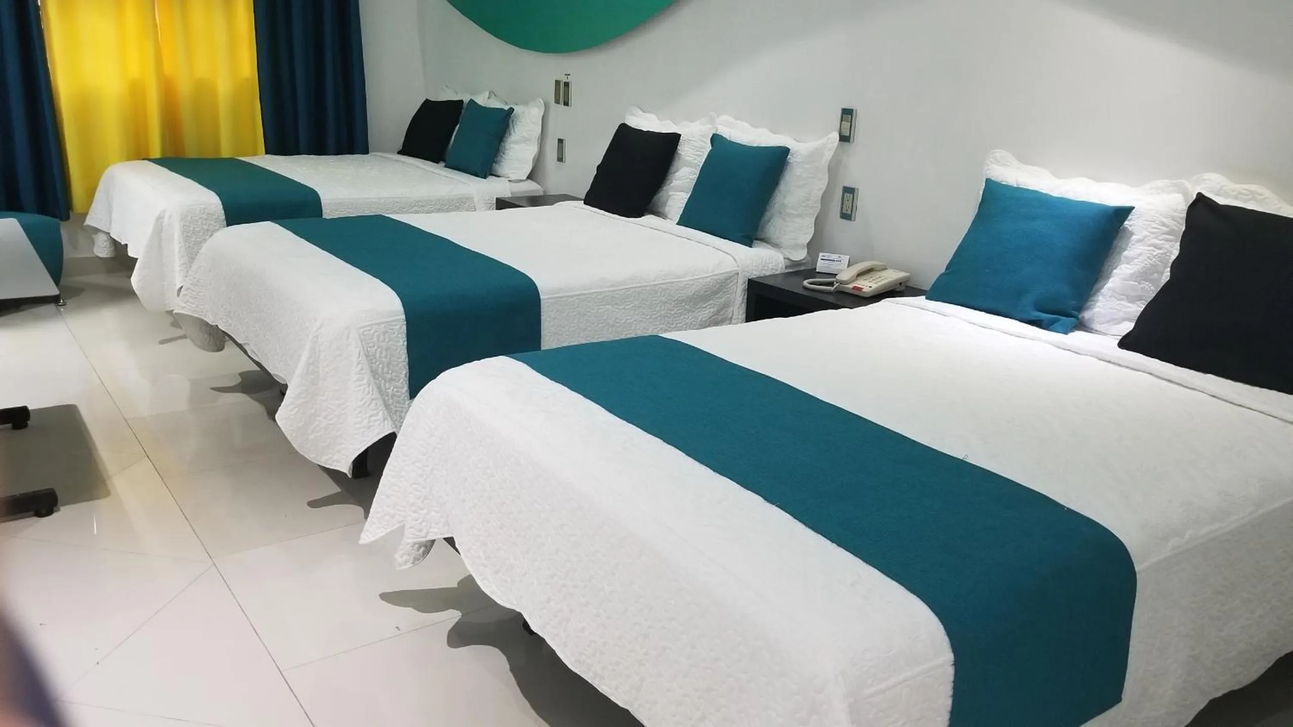 Photo of the whole room in Hotel Dluxe