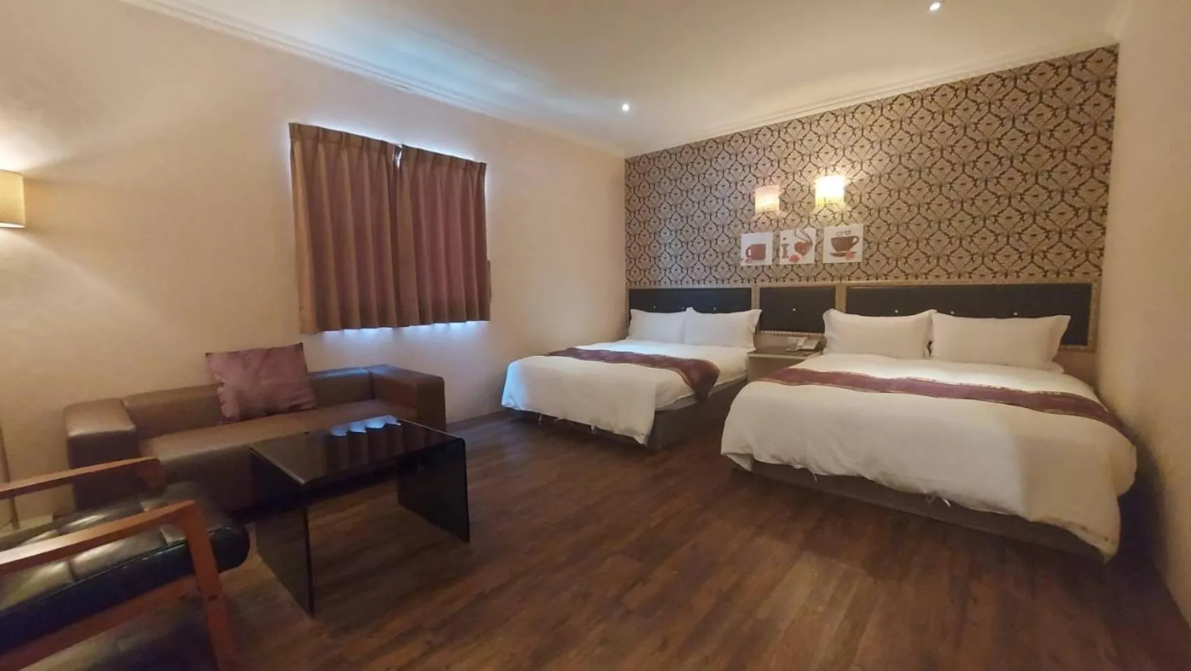 Bed in Jungle City Motel