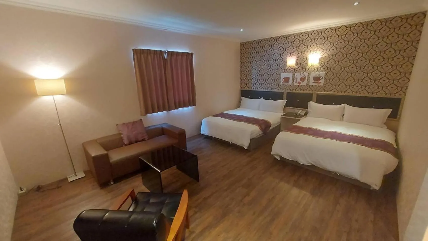 Bed in Jungle City Motel