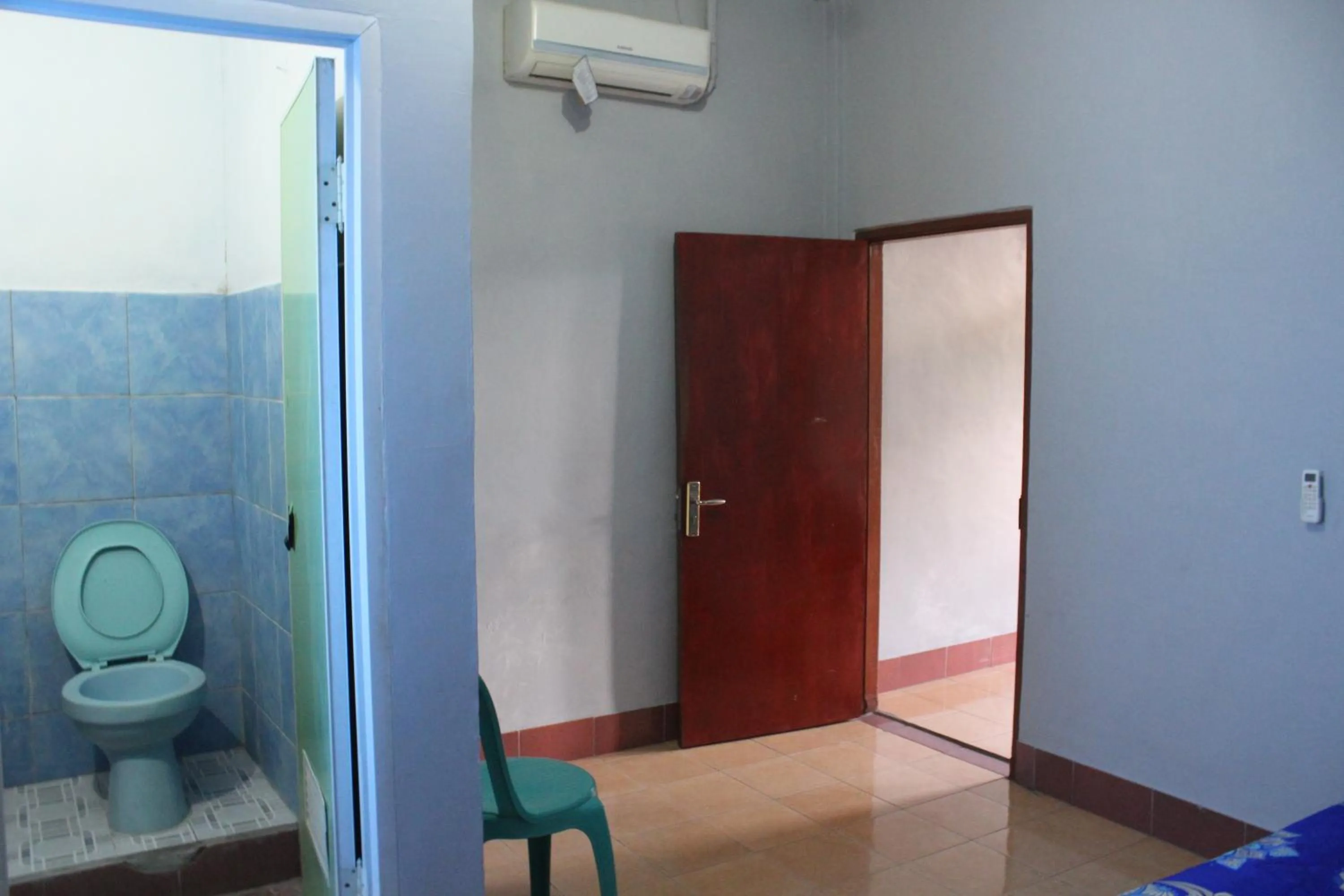 Bathroom in Penginapan Artha