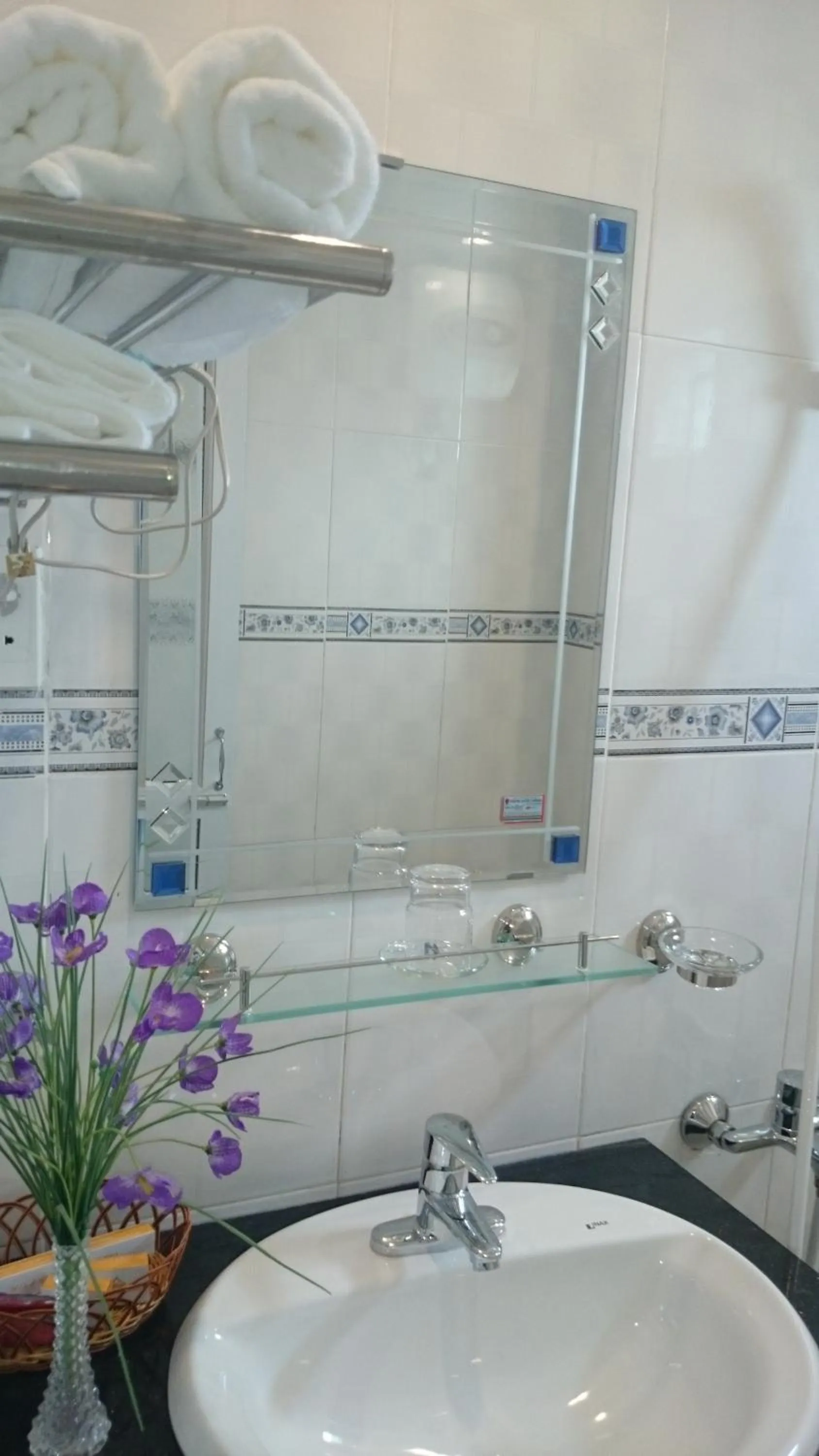 Toilet in Hoang Ngoc Hotel