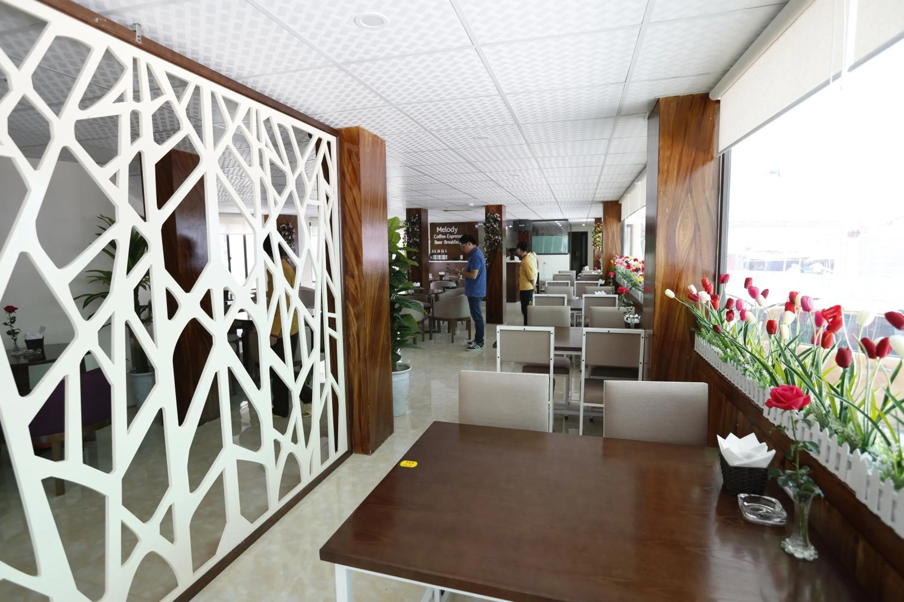 Restaurant/places to eat in Hoang Ngoc Hotel