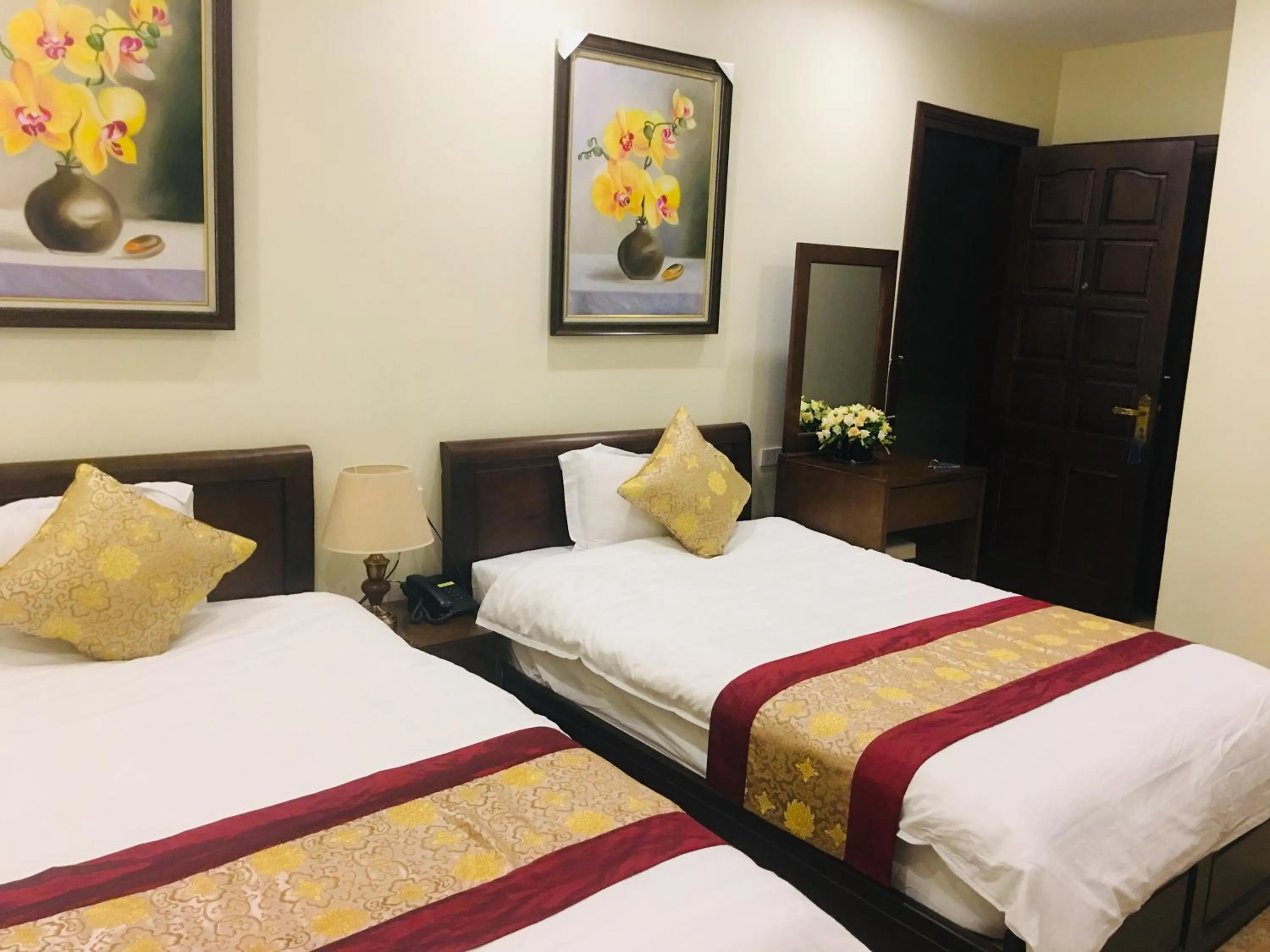 Bed in Hoang Ngoc Hotel