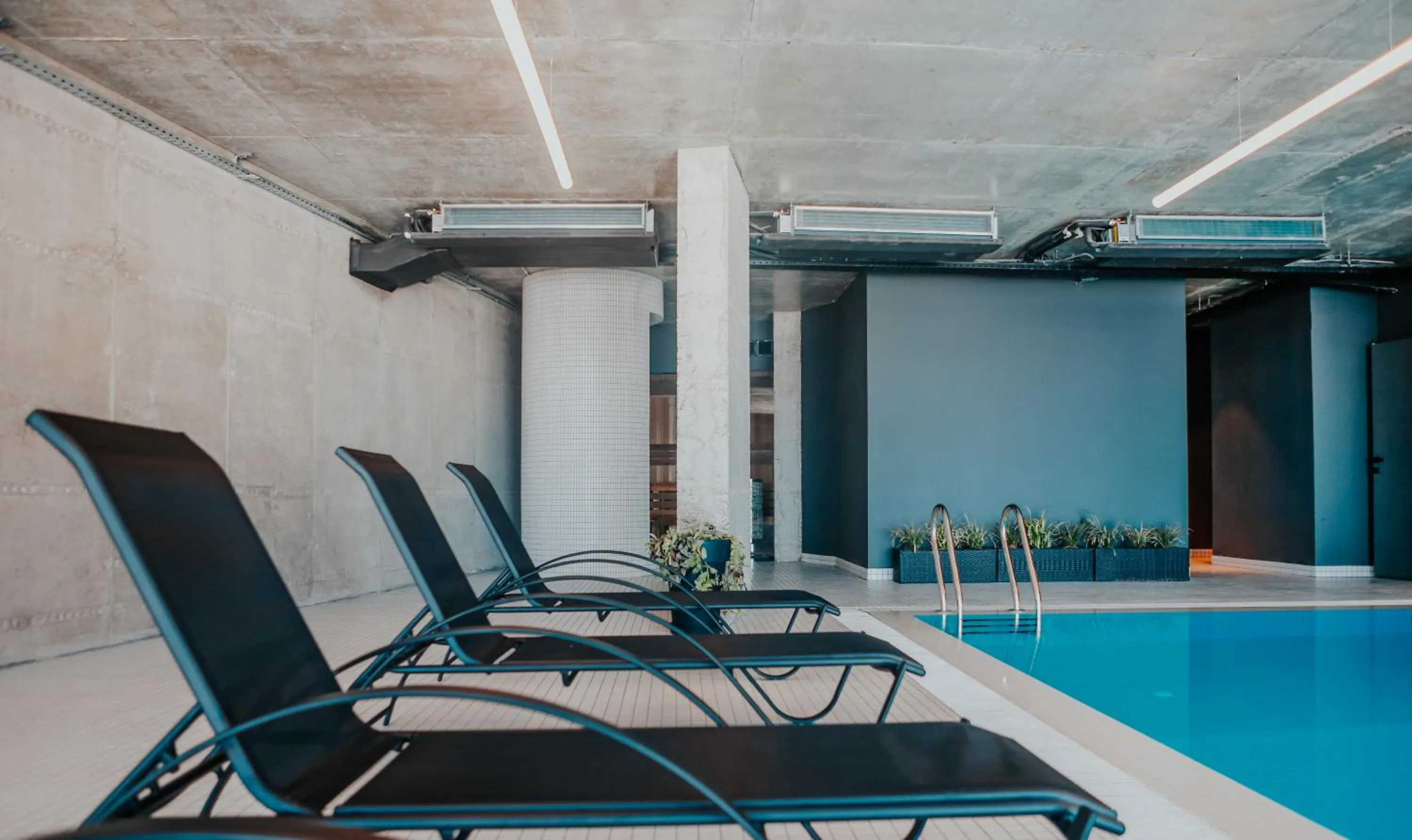 Swimming pool in Quadrum Hotel