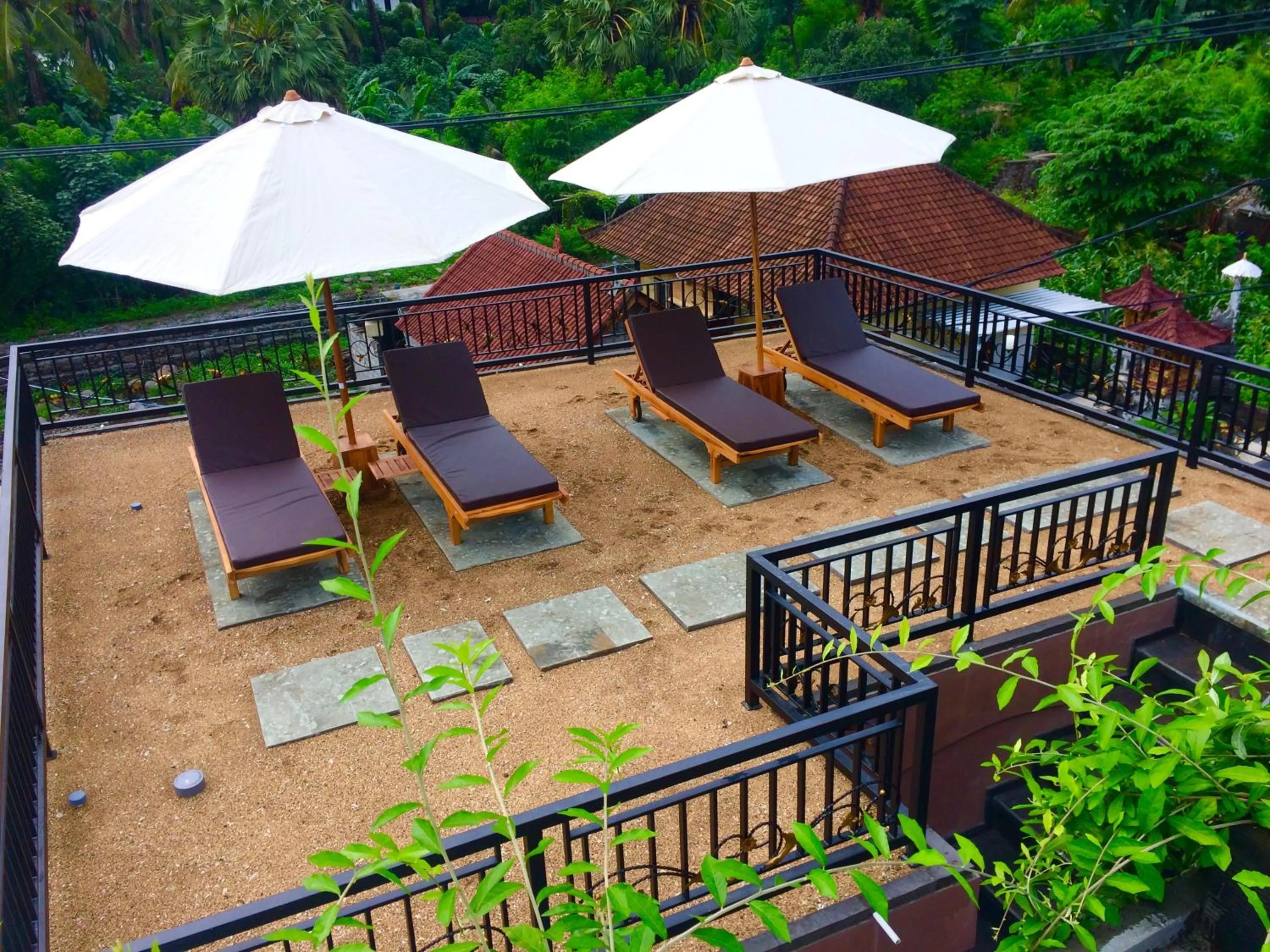 Beach in Amed Romance House