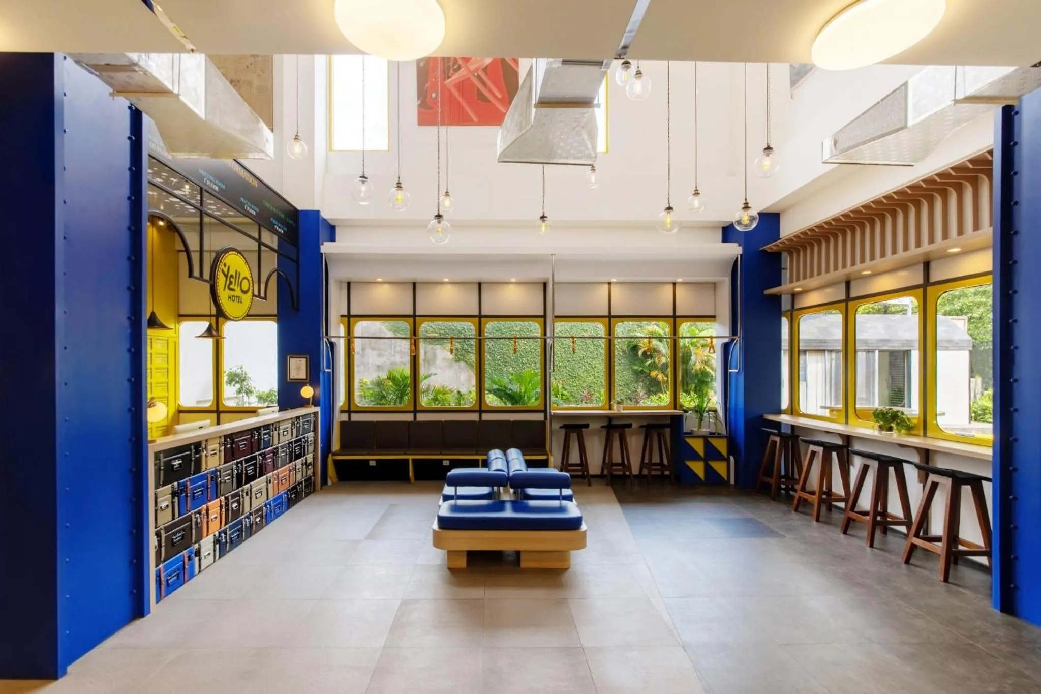 Lobby or reception in Yello Hotel Manggarai