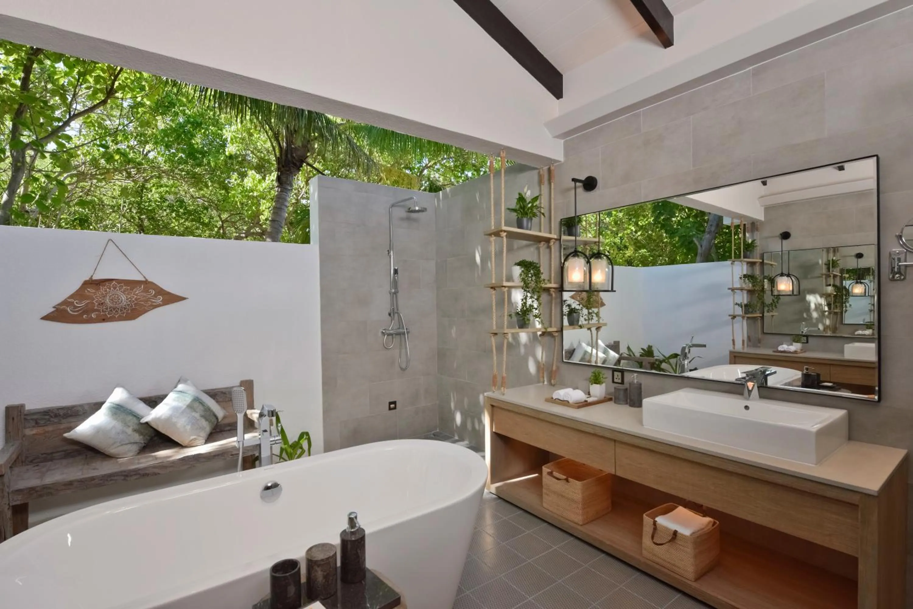 Bathroom in Grand Park Kodhipparu Maldives