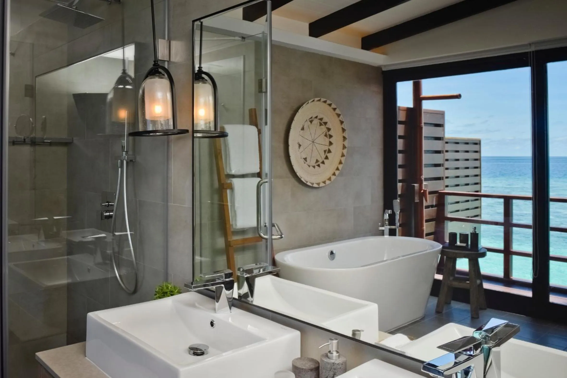 Bathroom in Grand Park Kodhipparu Maldives