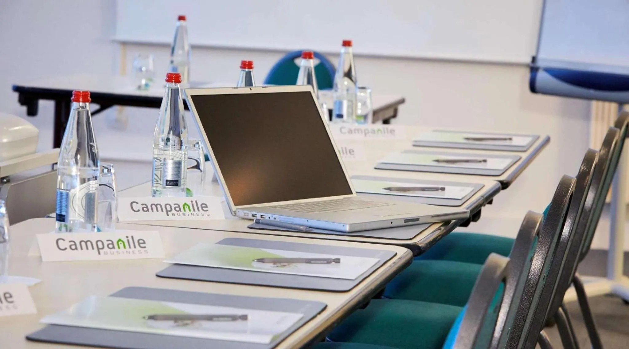 Meeting/conference room in Campanile Hotel & Restaurant Brussels Vilvoorde