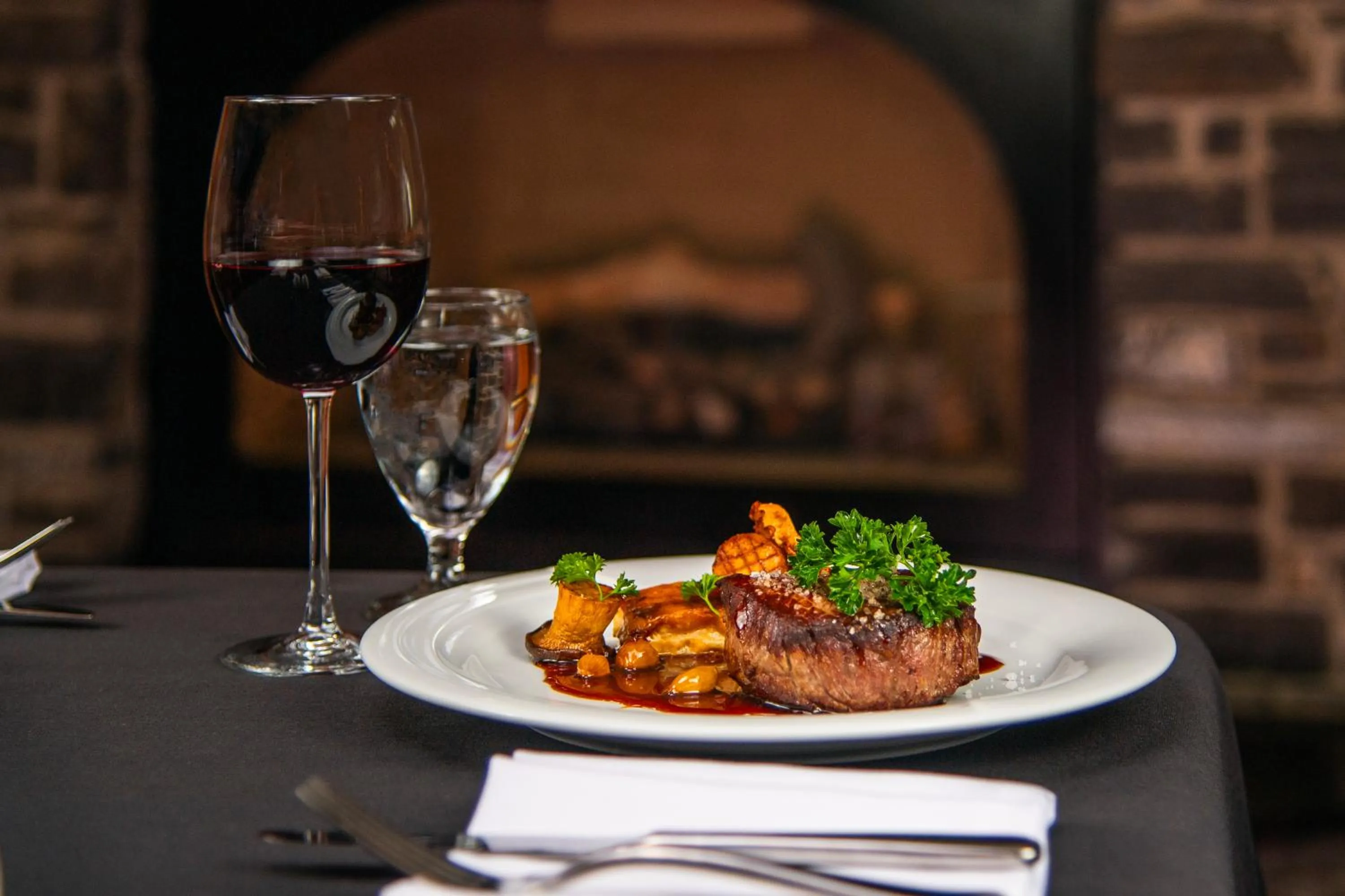 Food and drinks in Royal Canadian Lodge