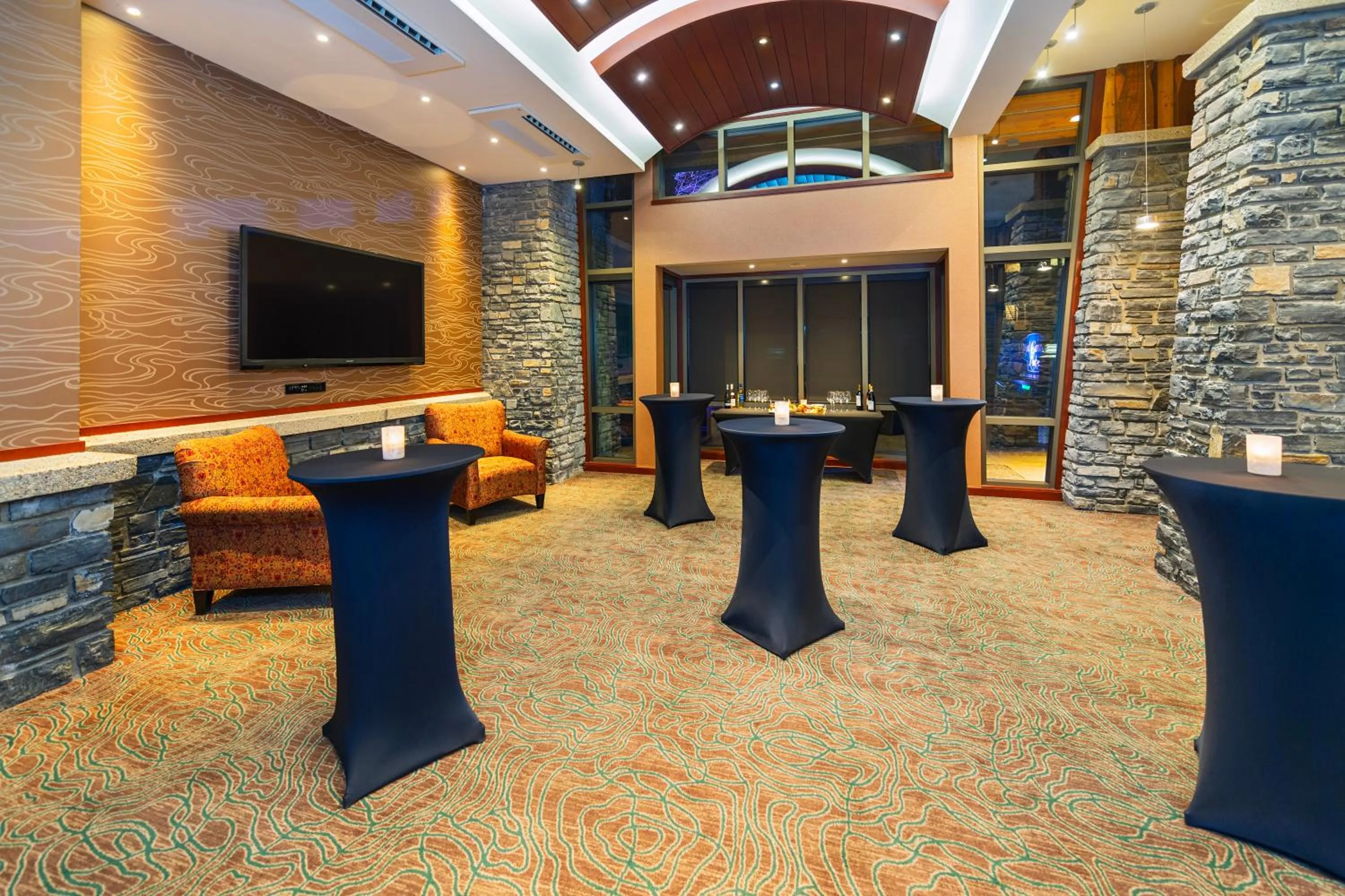 Meeting/conference room in Royal Canadian Lodge