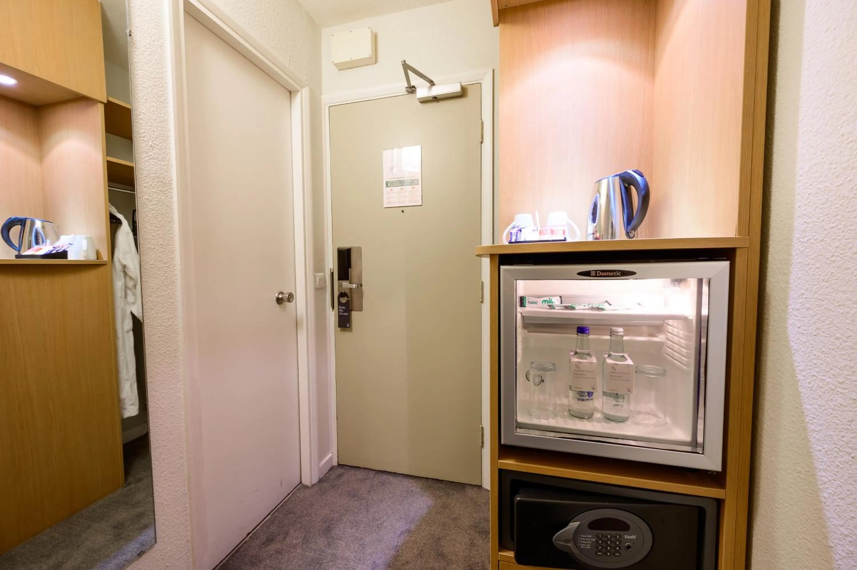 oven in Novotel Birmingham Centre