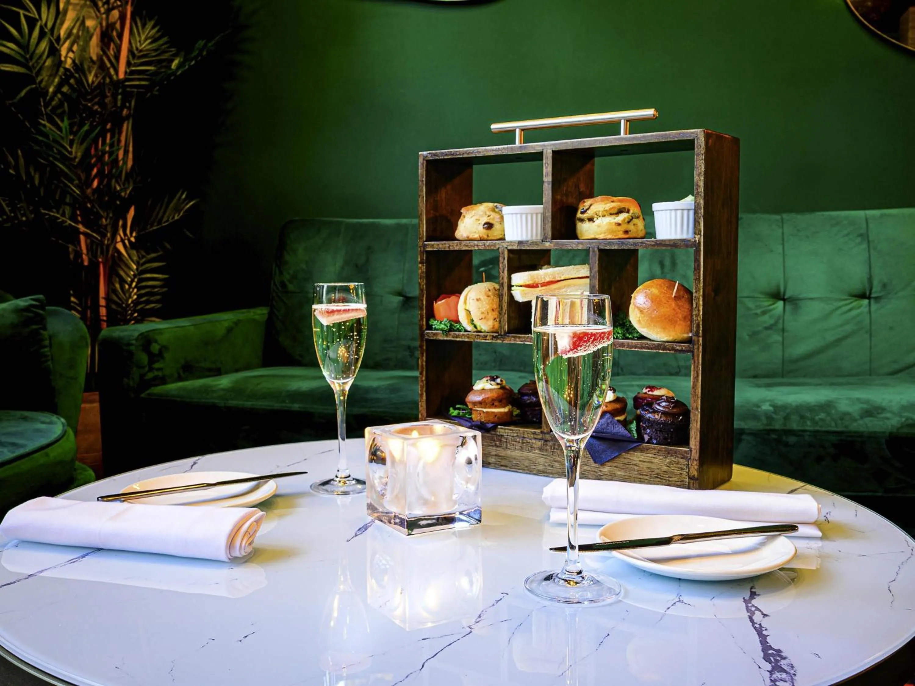 Restaurant/places to eat in Novotel Birmingham Centre