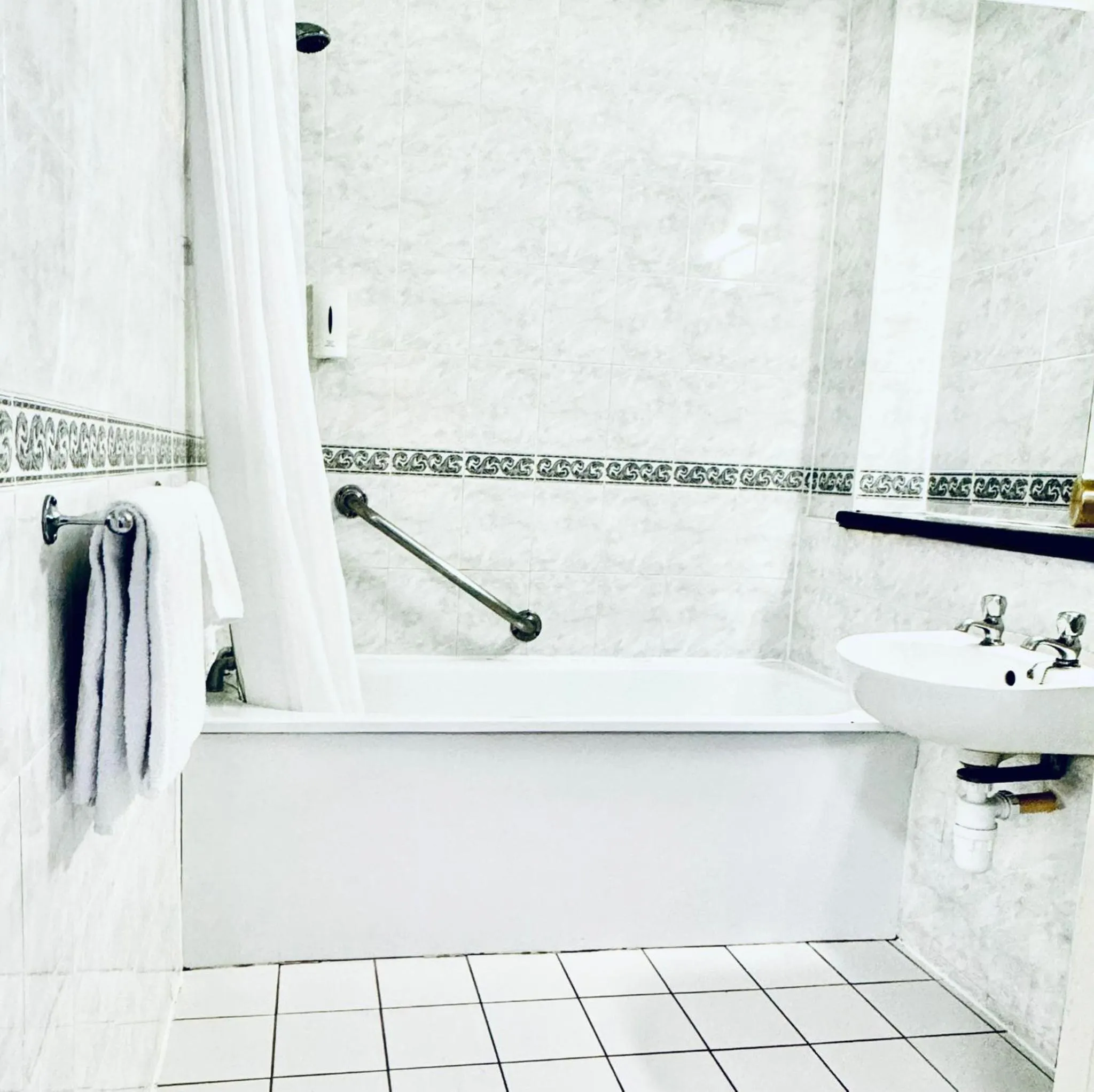 Bathroom in Carrington House Hotel