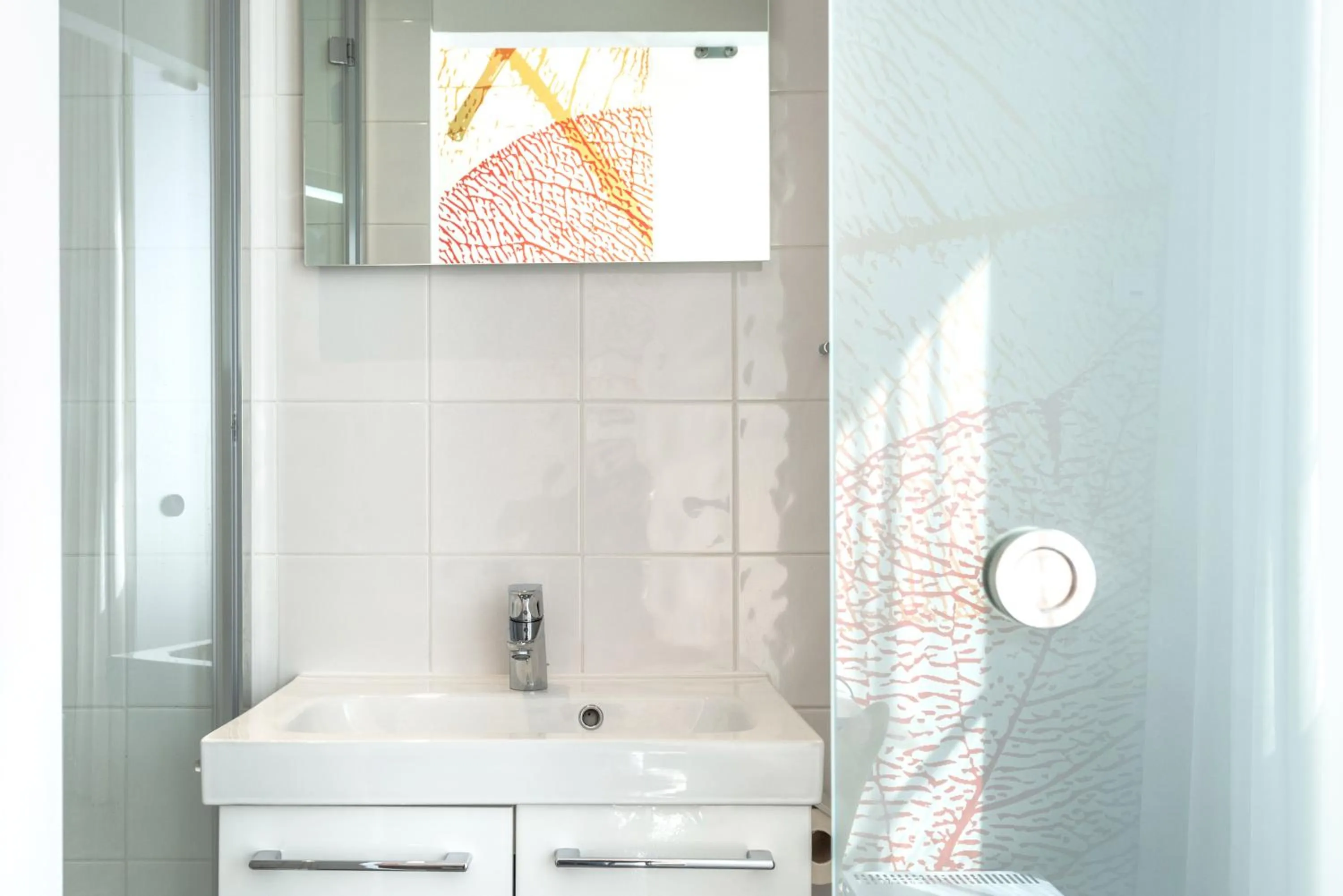 Shower in Hôtel Cecil Adults only