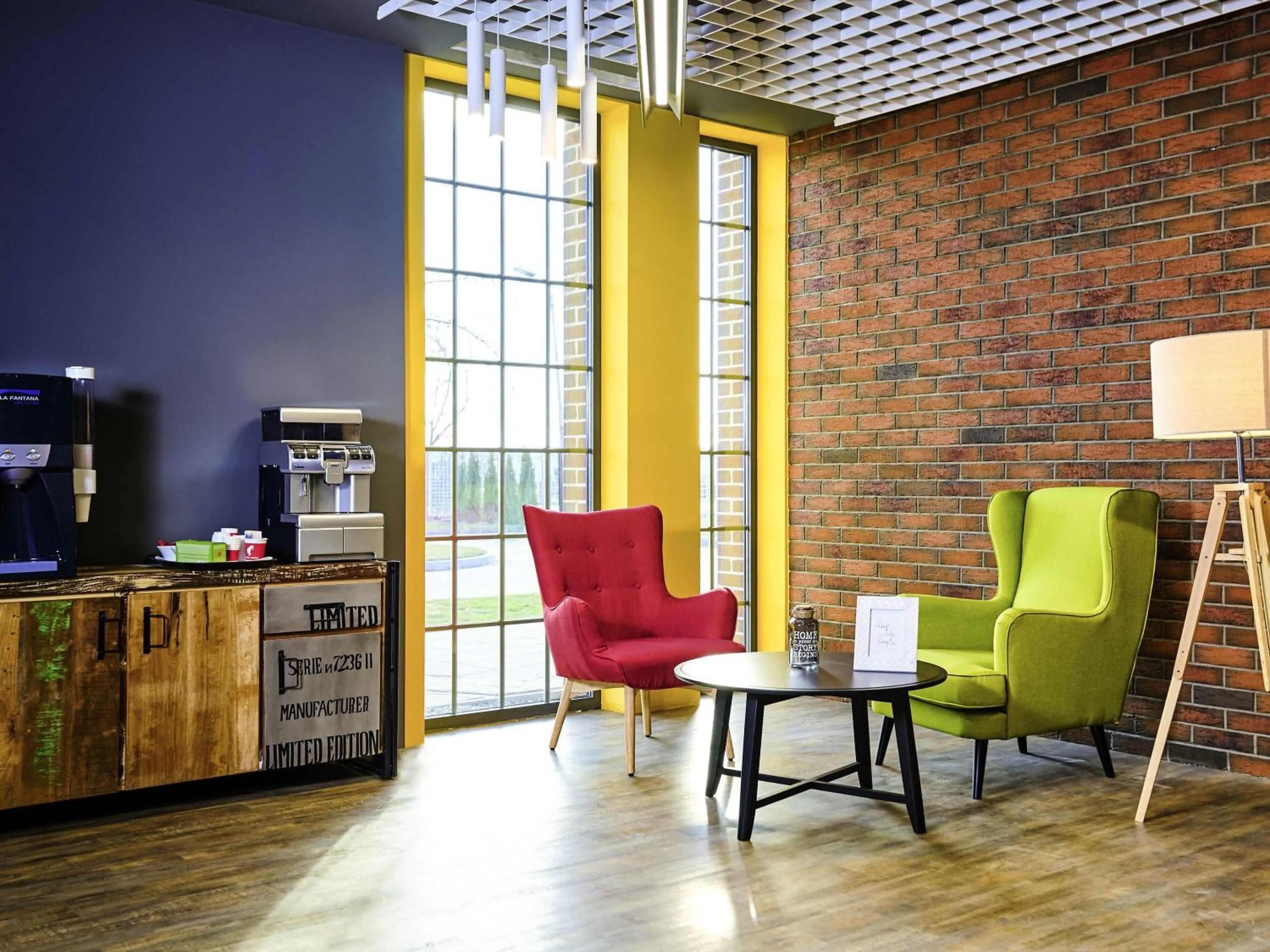 Property building in ibis Styles Arad