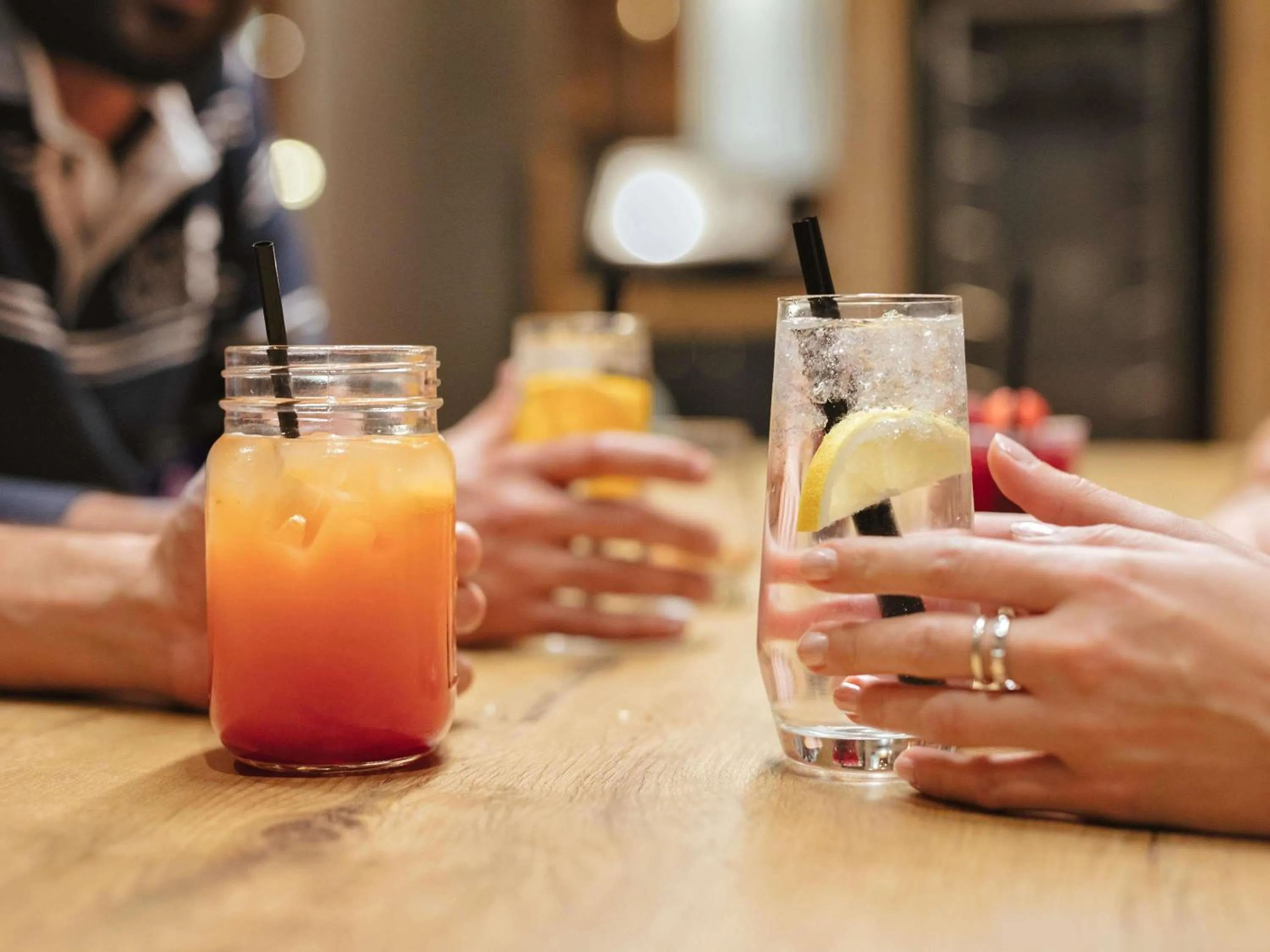 Lounge or bar in ibis Saint Germain en Laye Centre