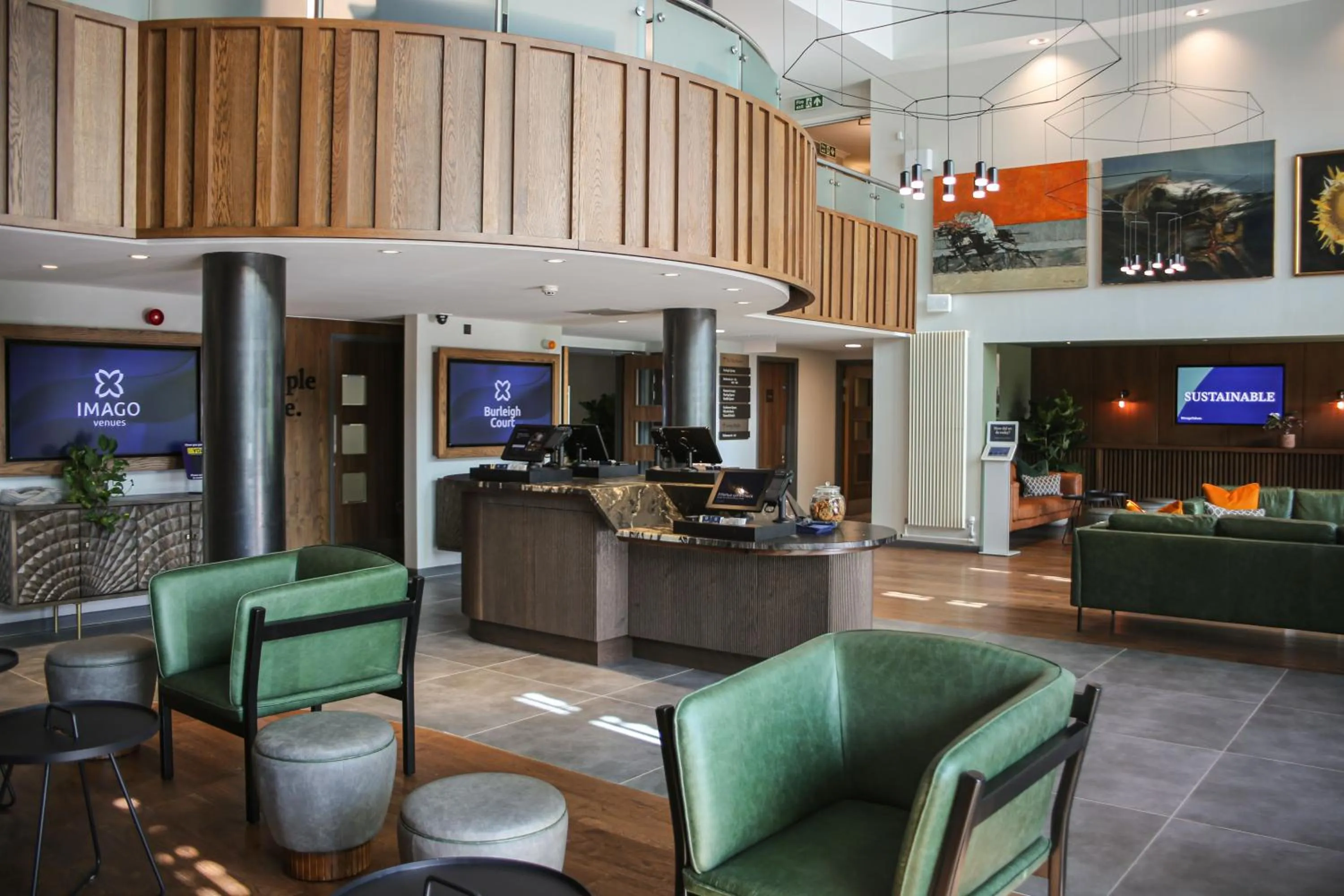 Burleigh Court Hotel and Leisure