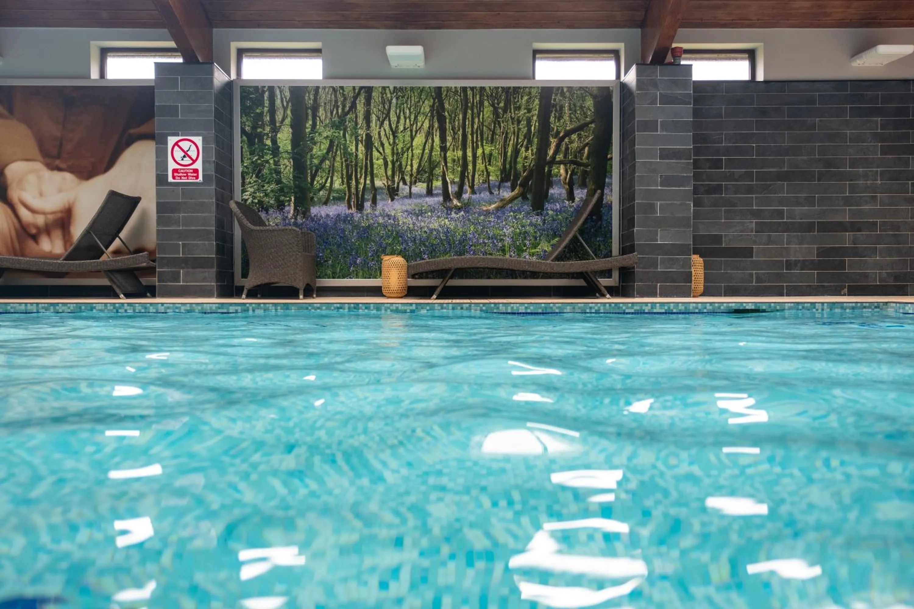 Swimming pool in Burleigh Court Hotel and Leisure
