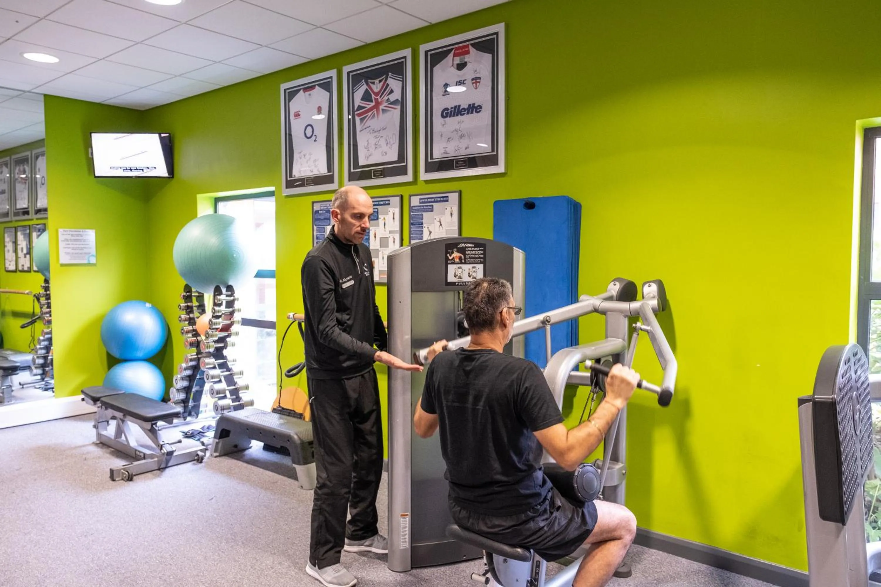 Fitness centre/facilities in Burleigh Court Hotel and Leisure