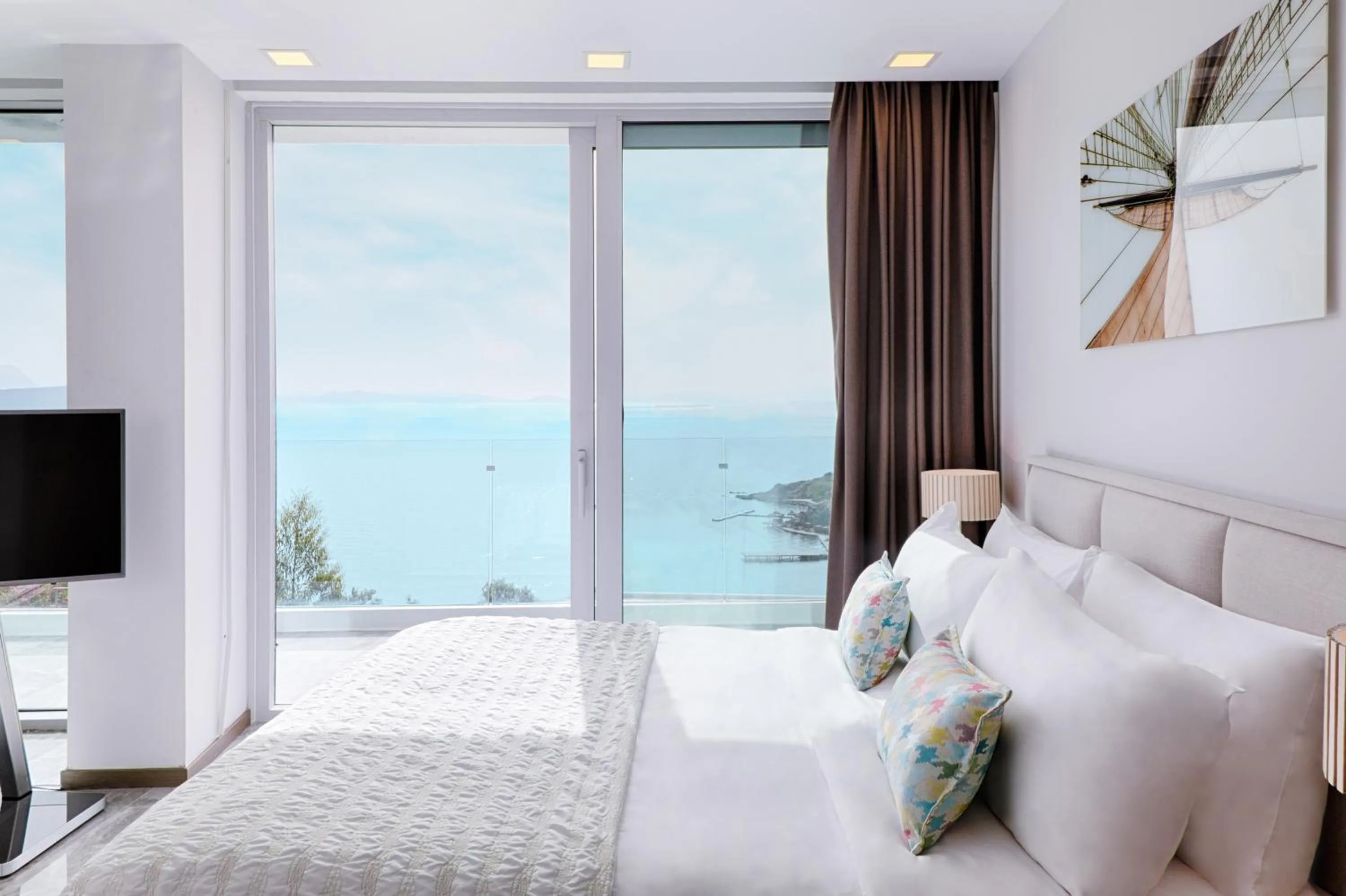 Toilet, Bed in Le Meridien Bodrum Beach Resort