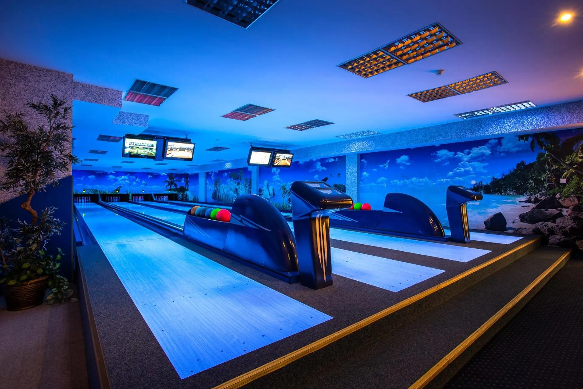 Bowling in Hotel La Mar