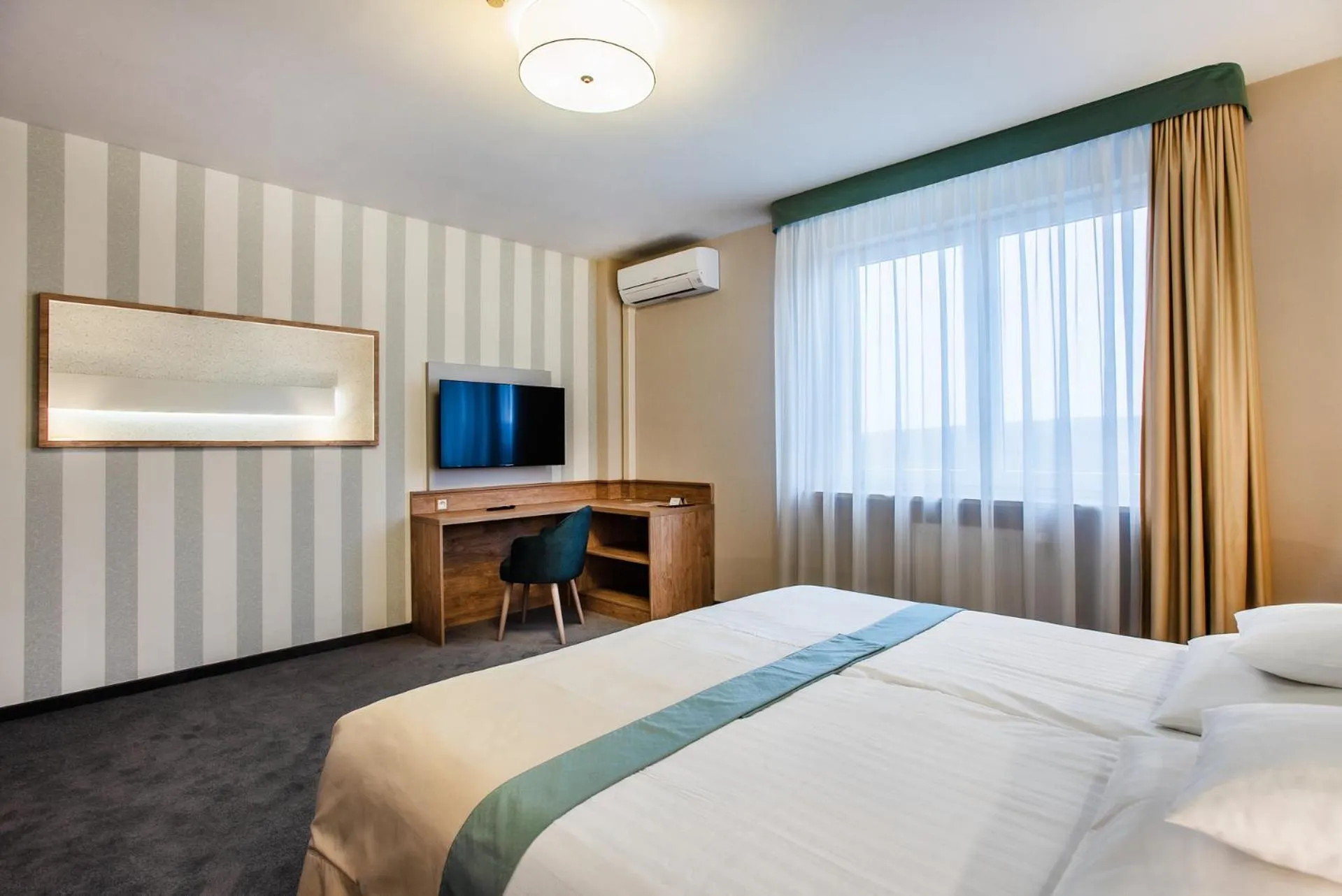 Photo of the whole room, Bed in Hotel La Mar