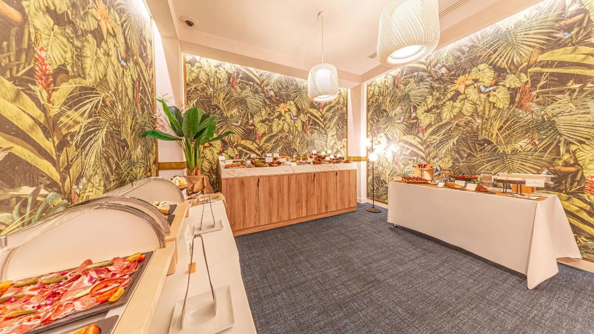 Restaurant/places to eat in Golden Tulip Aix les Bains - Hotel & Spa