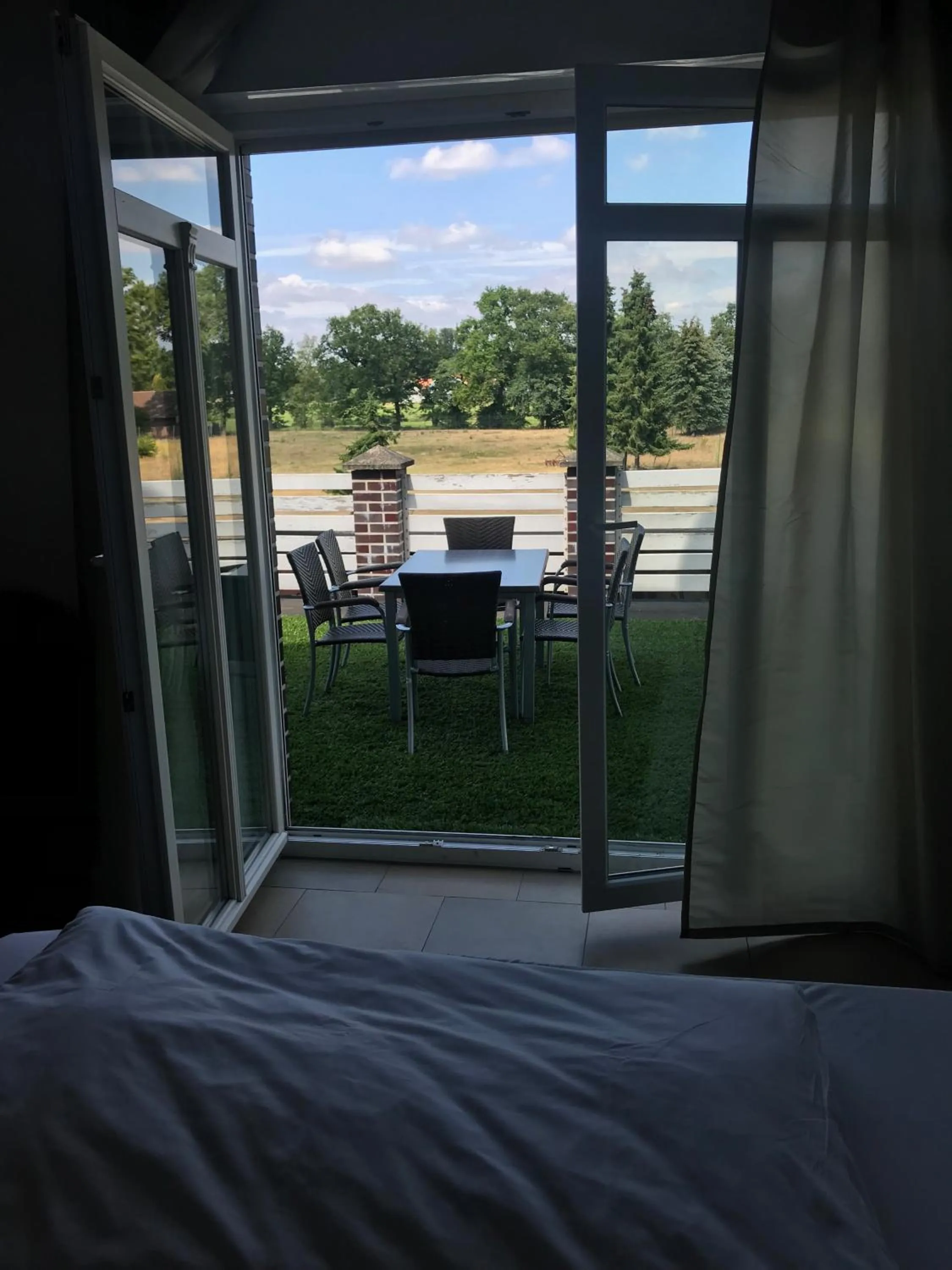Balcony/Terrace, Bed in dS Hotel Gronau