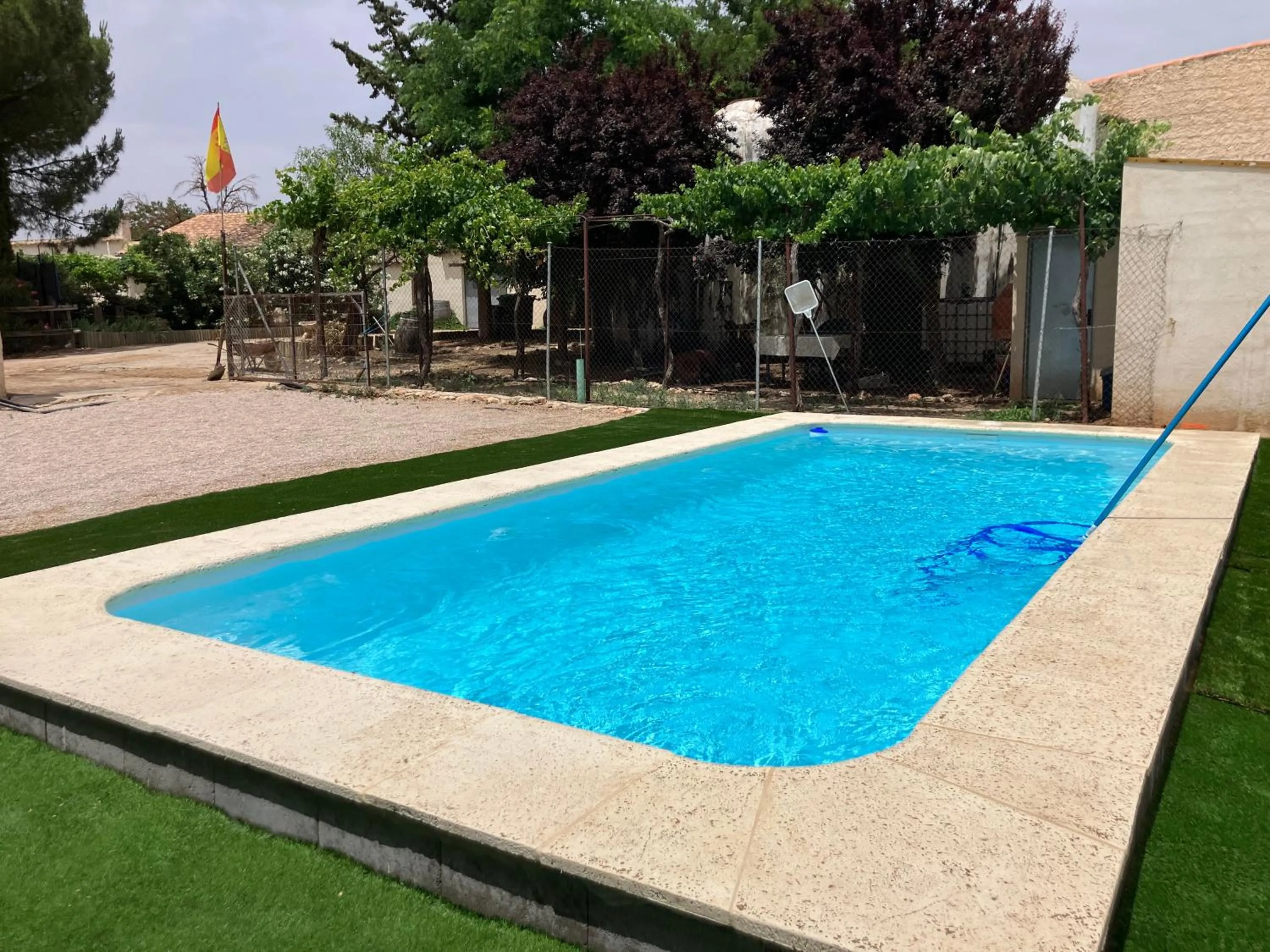 Swimming pool in Casa Rural La Navarra